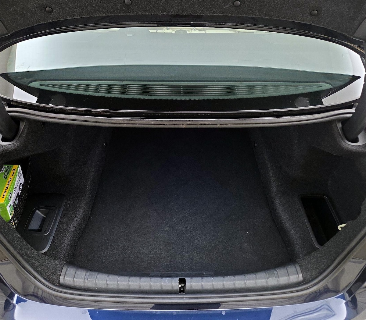 Trunk/Cargo (Seats Up)