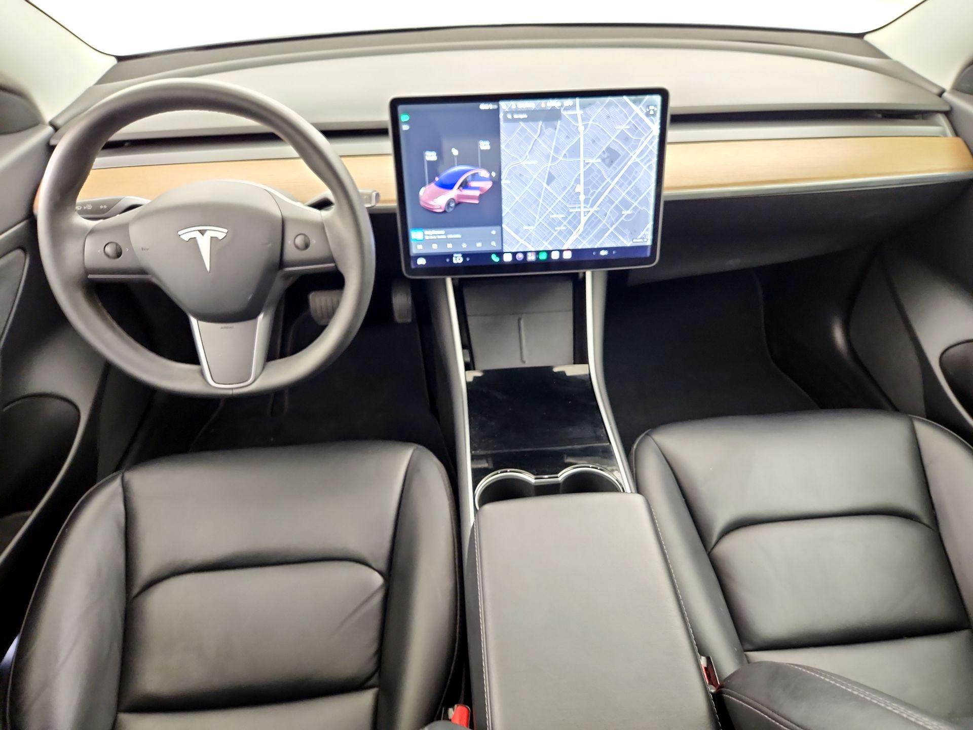 Thumbnail: 2020 Tesla Model 3 - 9