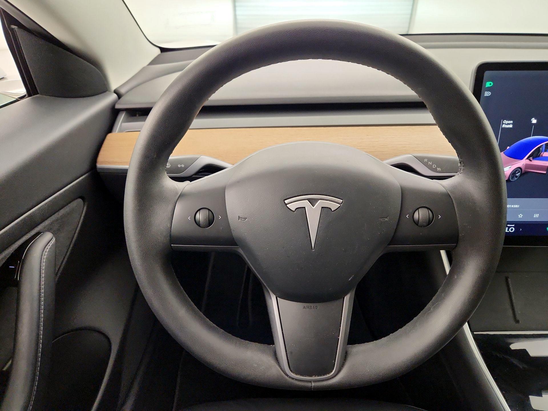 Thumbnail: 2020 Tesla Model 3 - 10