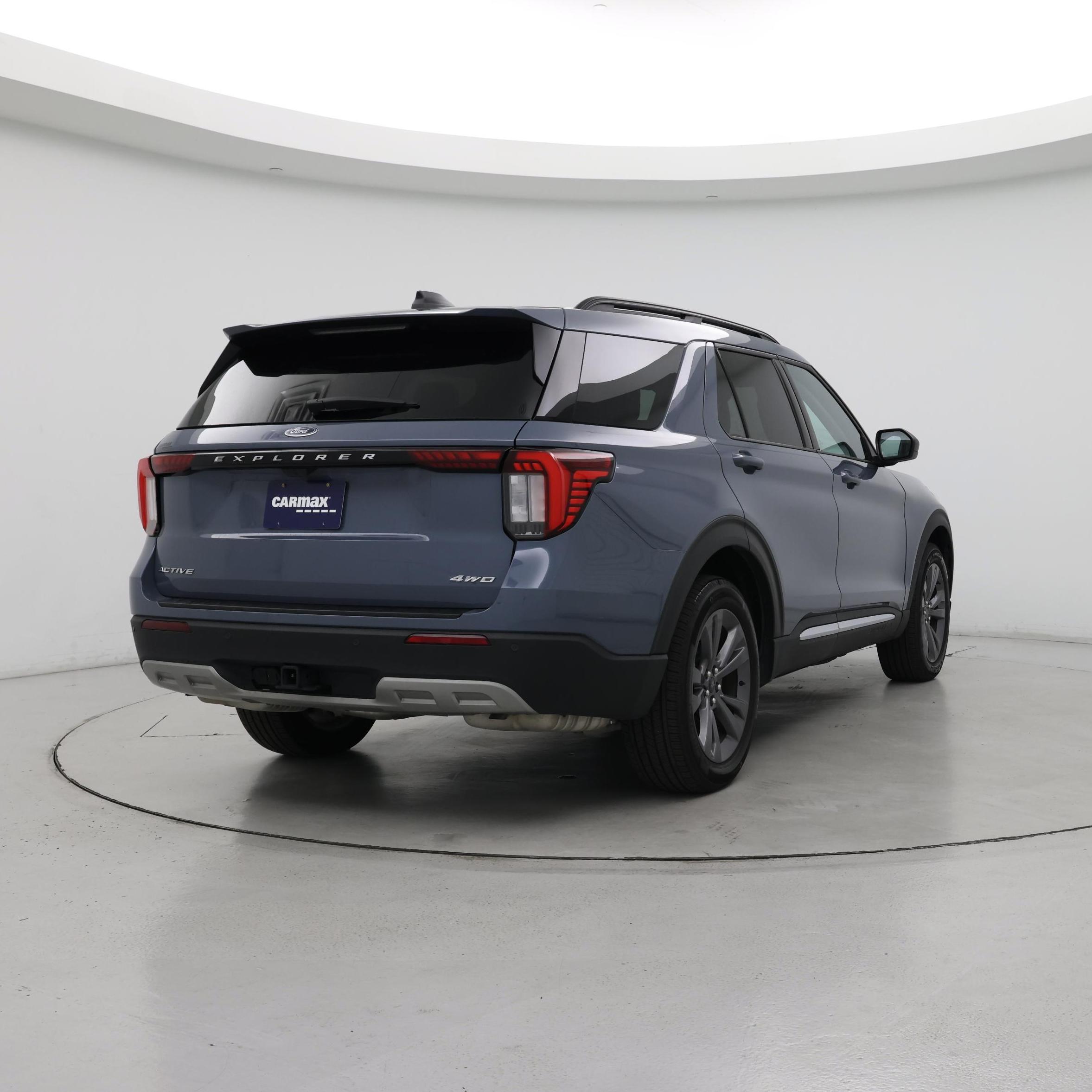 Thumbnail: 2025 Ford Explorer - 8