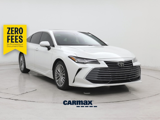 White 2021 Toyota Avalon Sedan Front-Wheel Drive Automatic