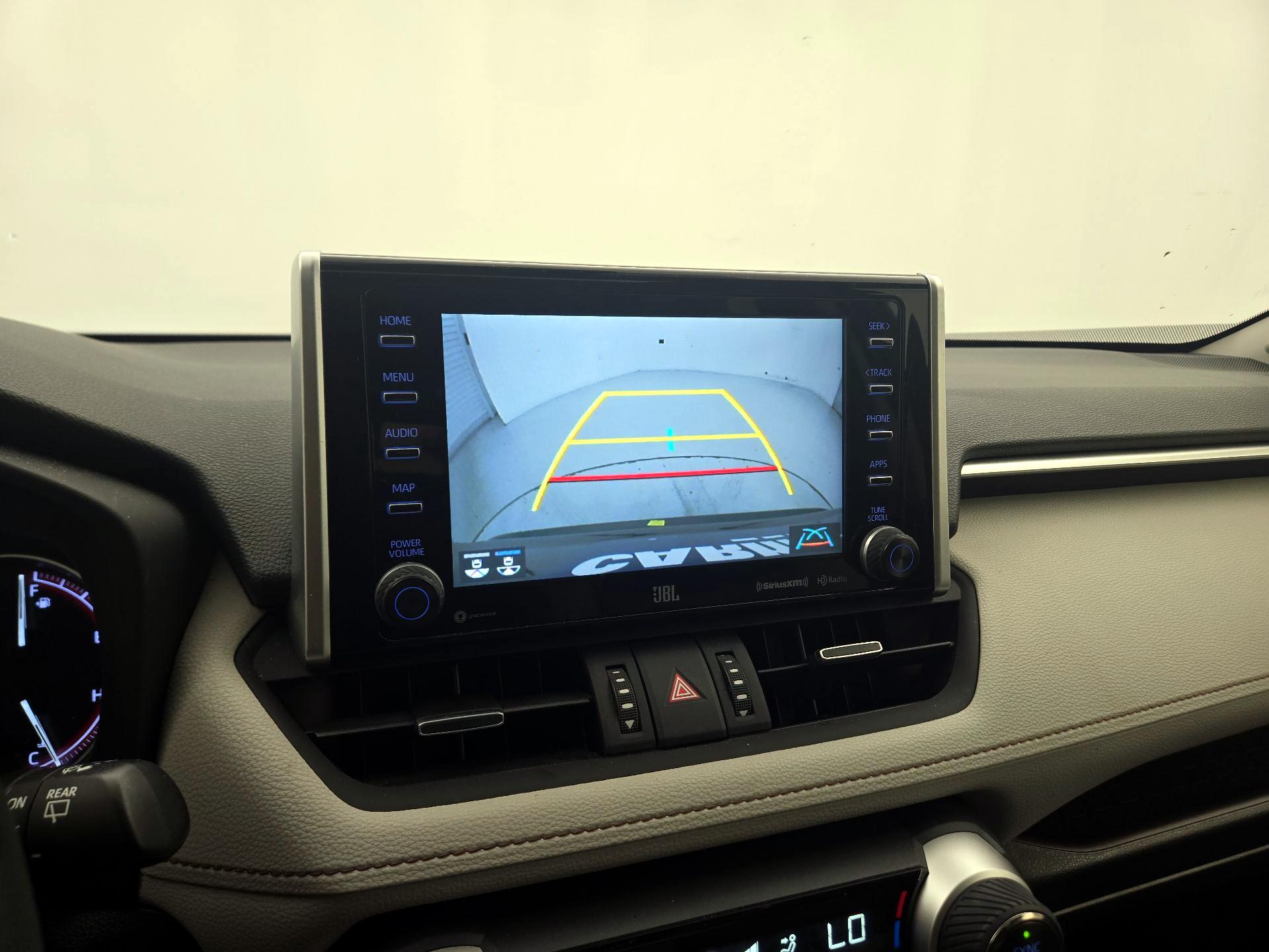 Thumbnail: 2021 Toyota RAV4 - 15