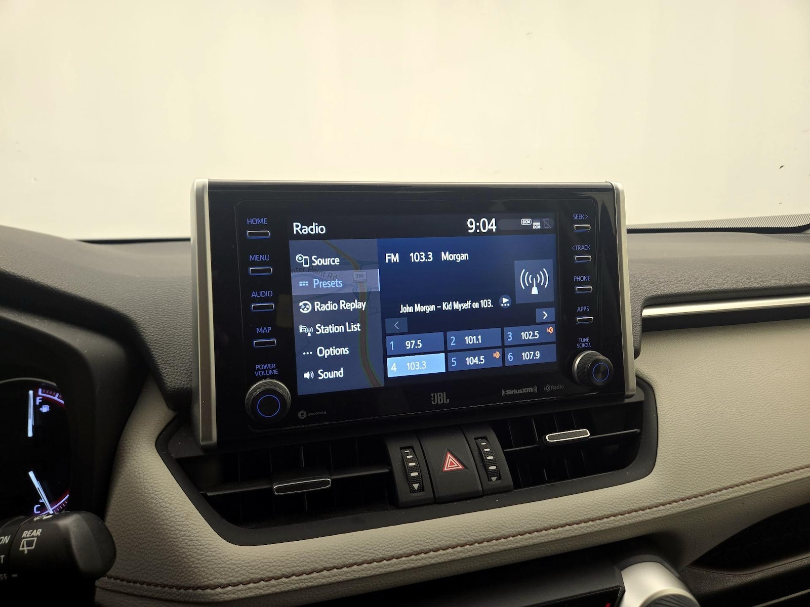 2021 Toyota RAV4 Limited - Photo 17