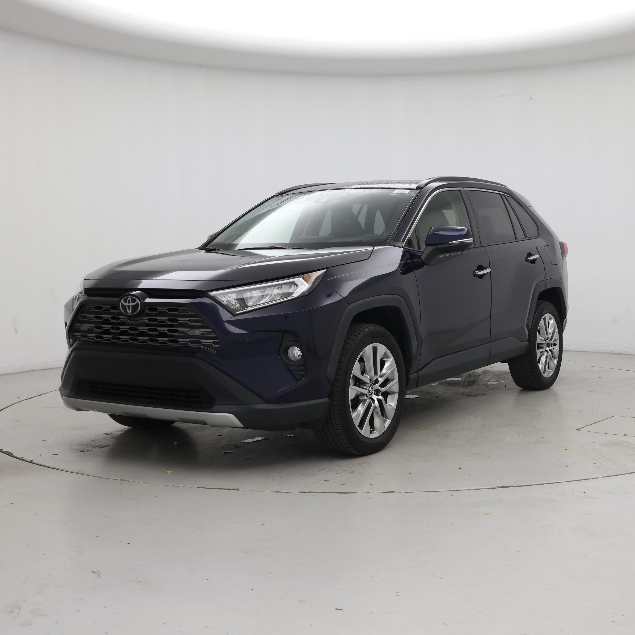 Thumbnail: 2021 Toyota RAV4 - 4
