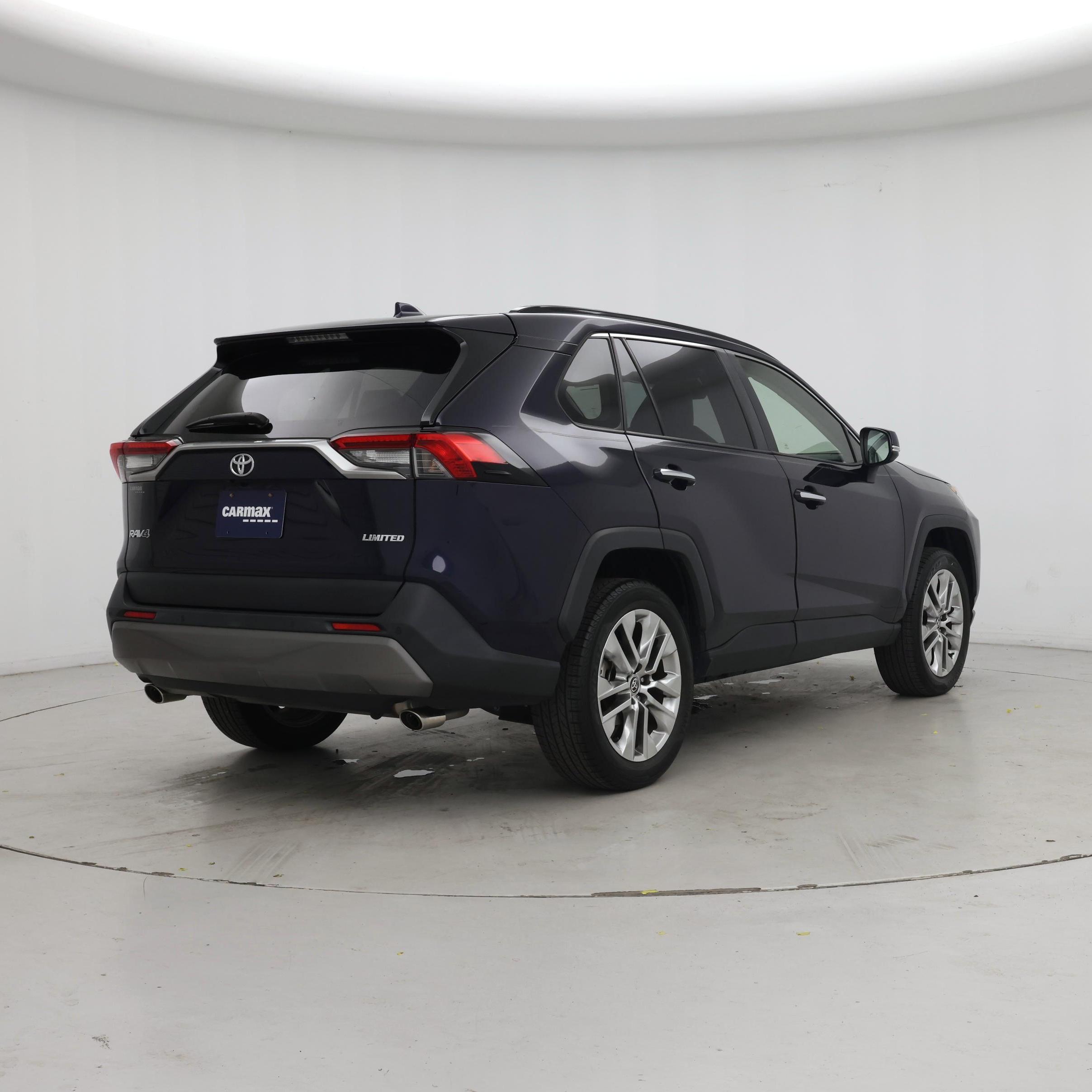 Thumbnail: 2021 Toyota RAV4 - 8