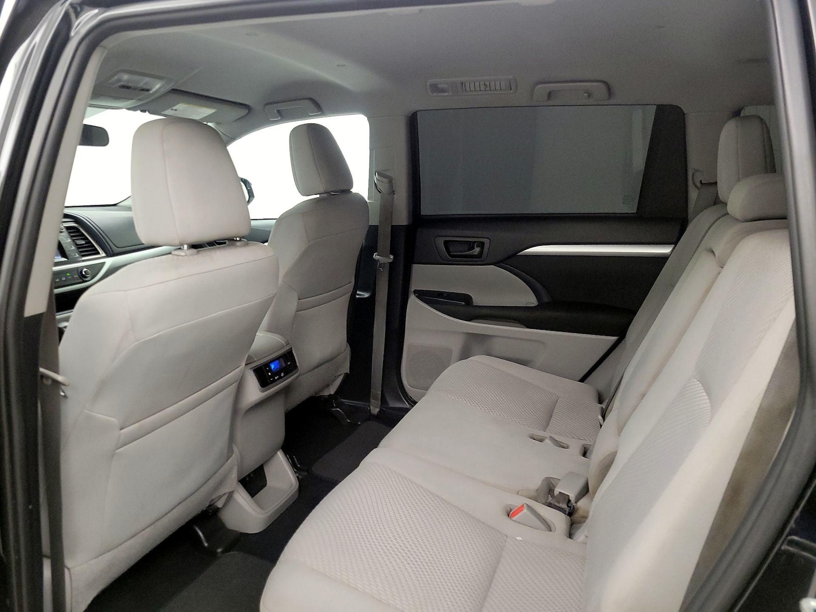 Rear Air Conditioning