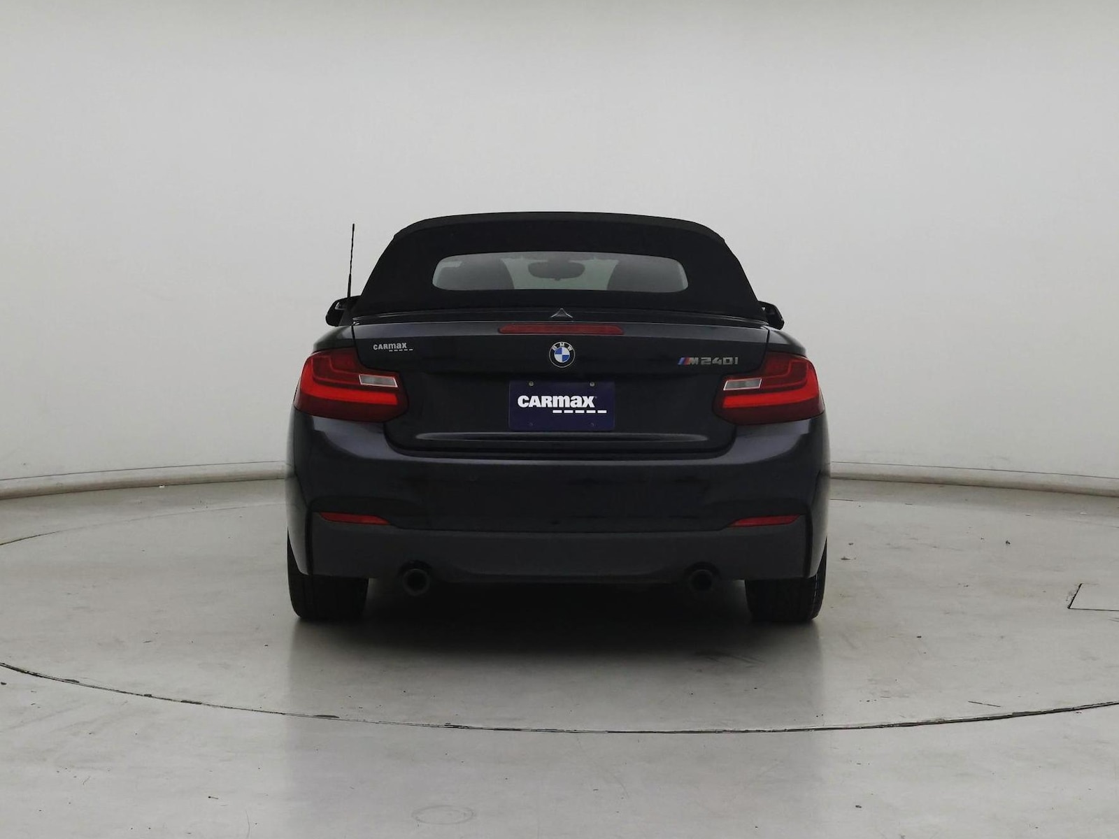 2017 BMW 2 Series M240i - Photo 7