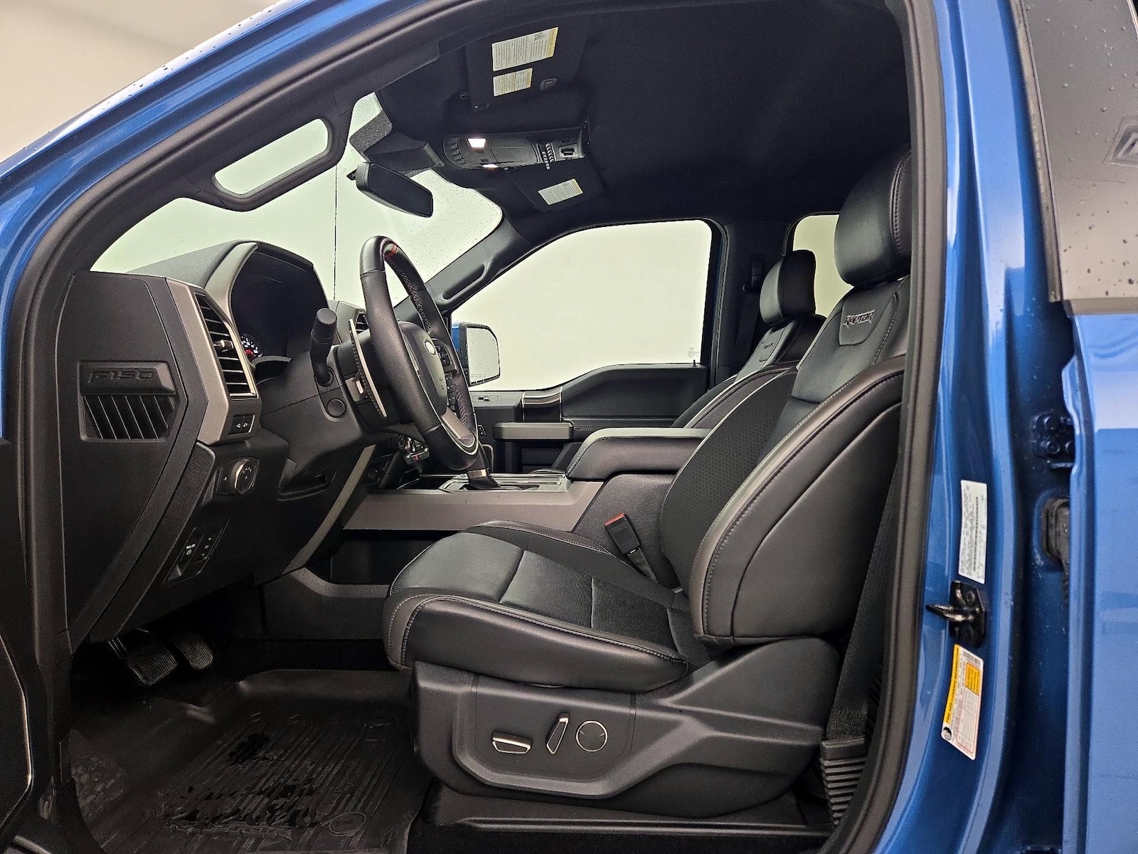 2019 Ford F-150 Raptor - Photo 12
