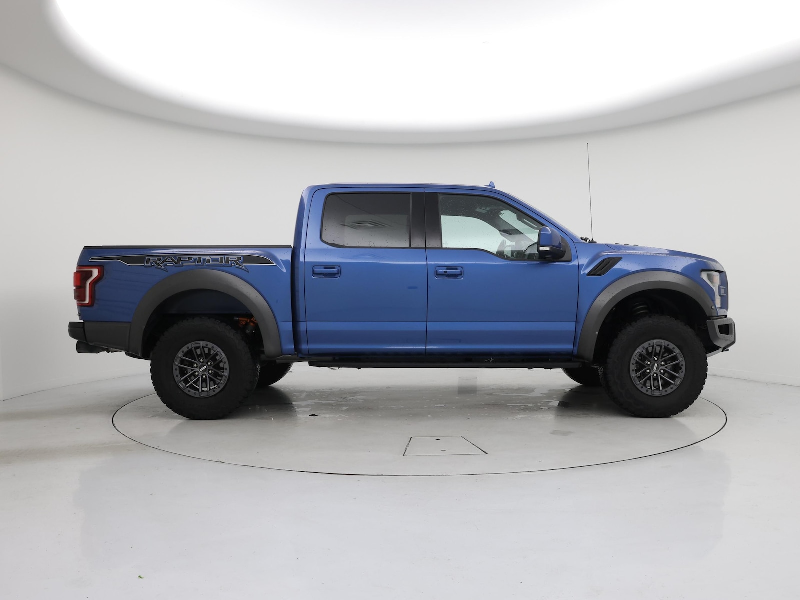 2019 Ford F-150 Raptor - Photo 8