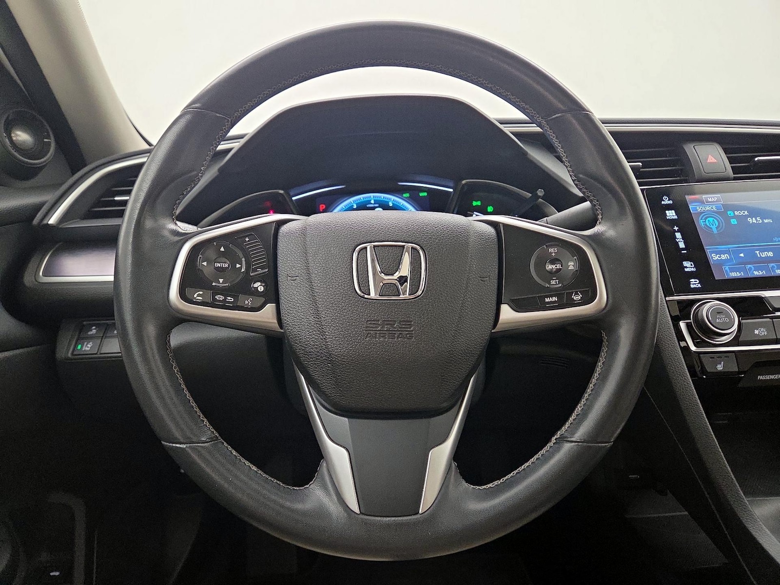 2016 Honda Civic Touring - Photo 11