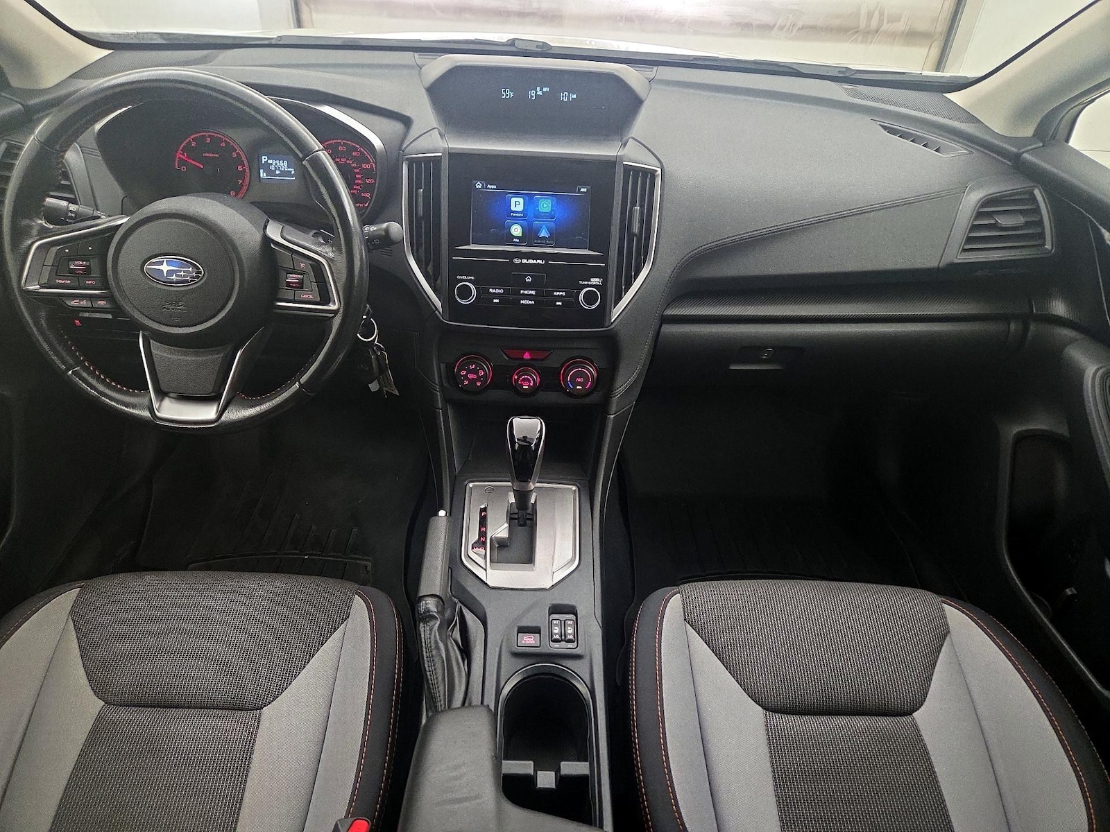 Apple CarPlay® & Android Auto™