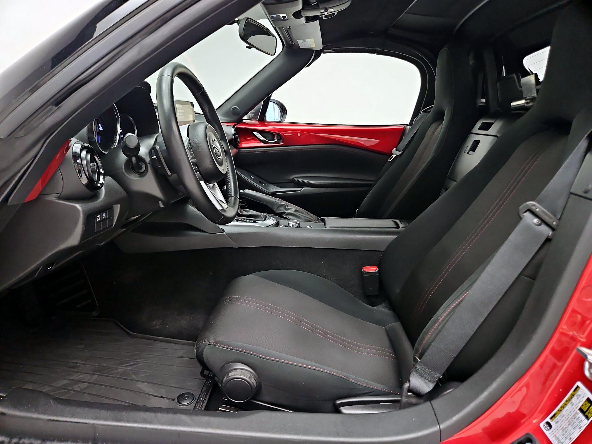 Thumbnail: 2016 Mazda MX-5 Miata - 11