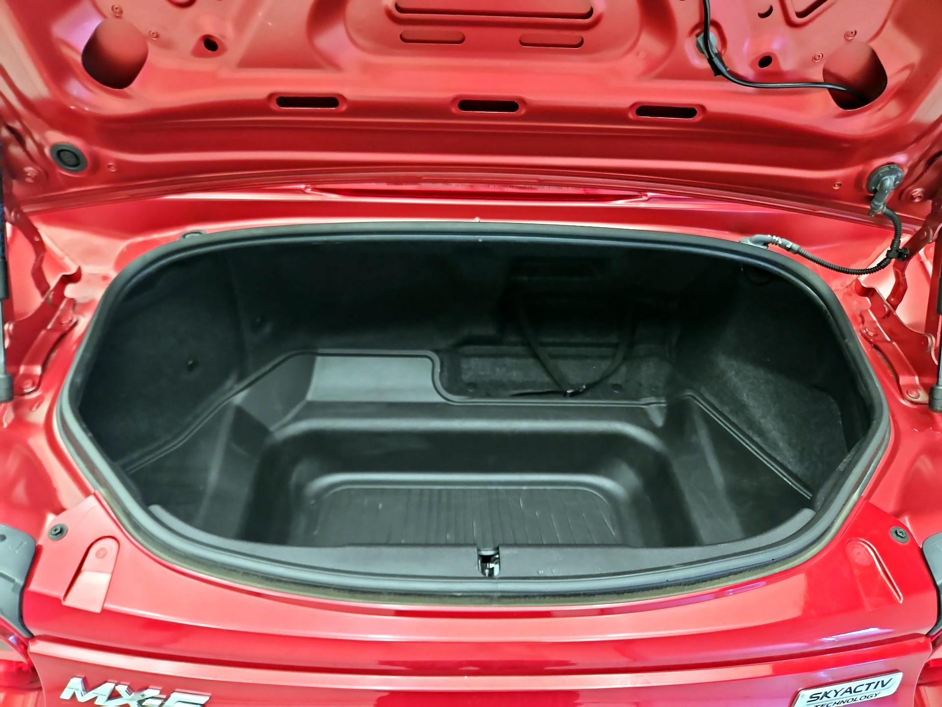Thumbnail: 2016 Mazda MX-5 Miata - 16