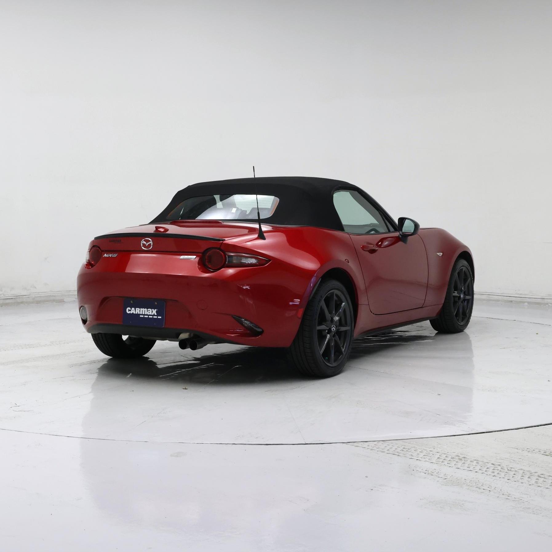 Thumbnail: 2016 Mazda MX-5 Miata - 8