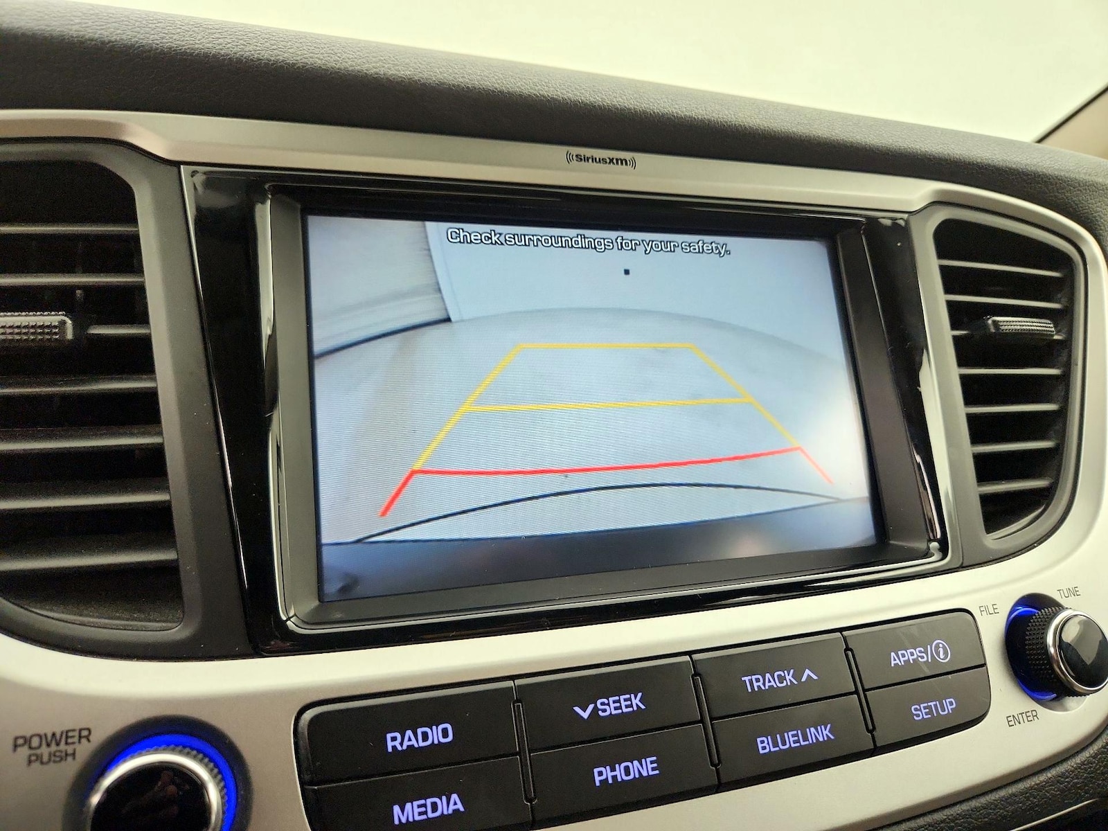 2022 Hyundai Accent Limited - Photo 15