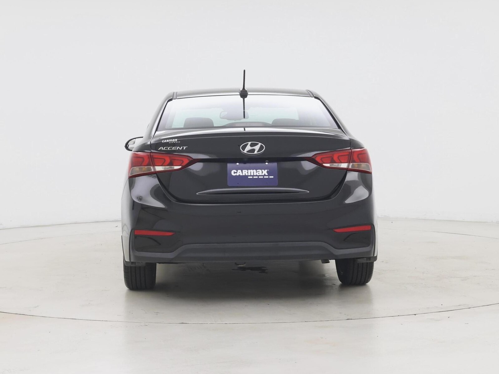 2022 Hyundai Accent Limited - Photo 7