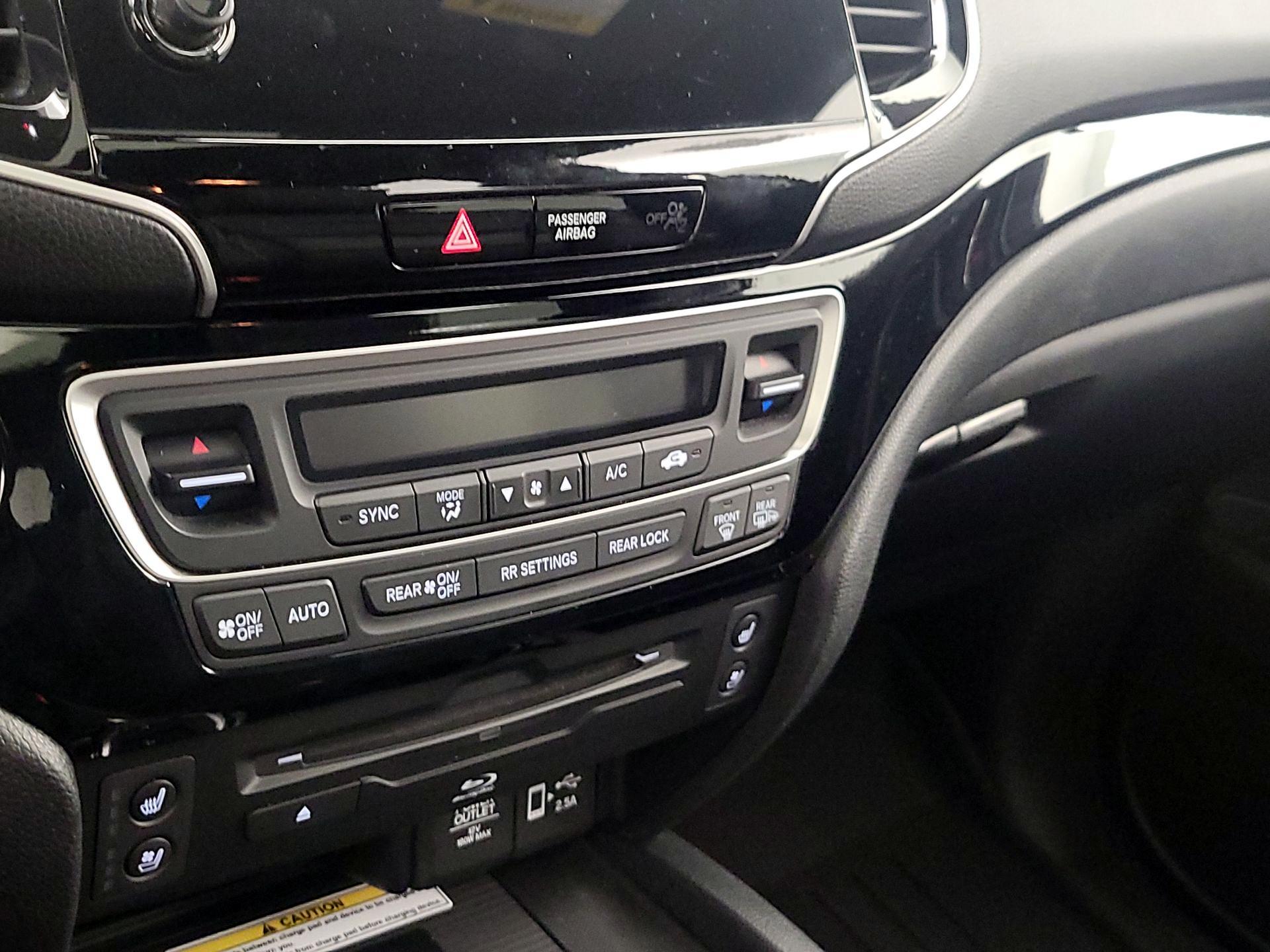 Thumbnail: 2021 Honda Pilot - 17