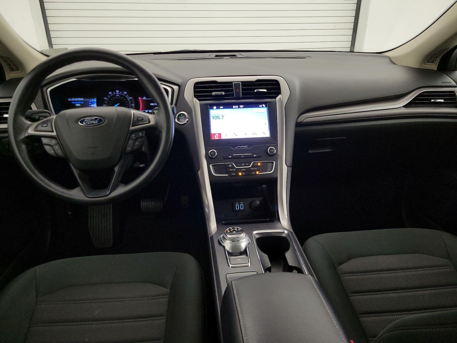 2019 Ford Fusion SE - Photo 10