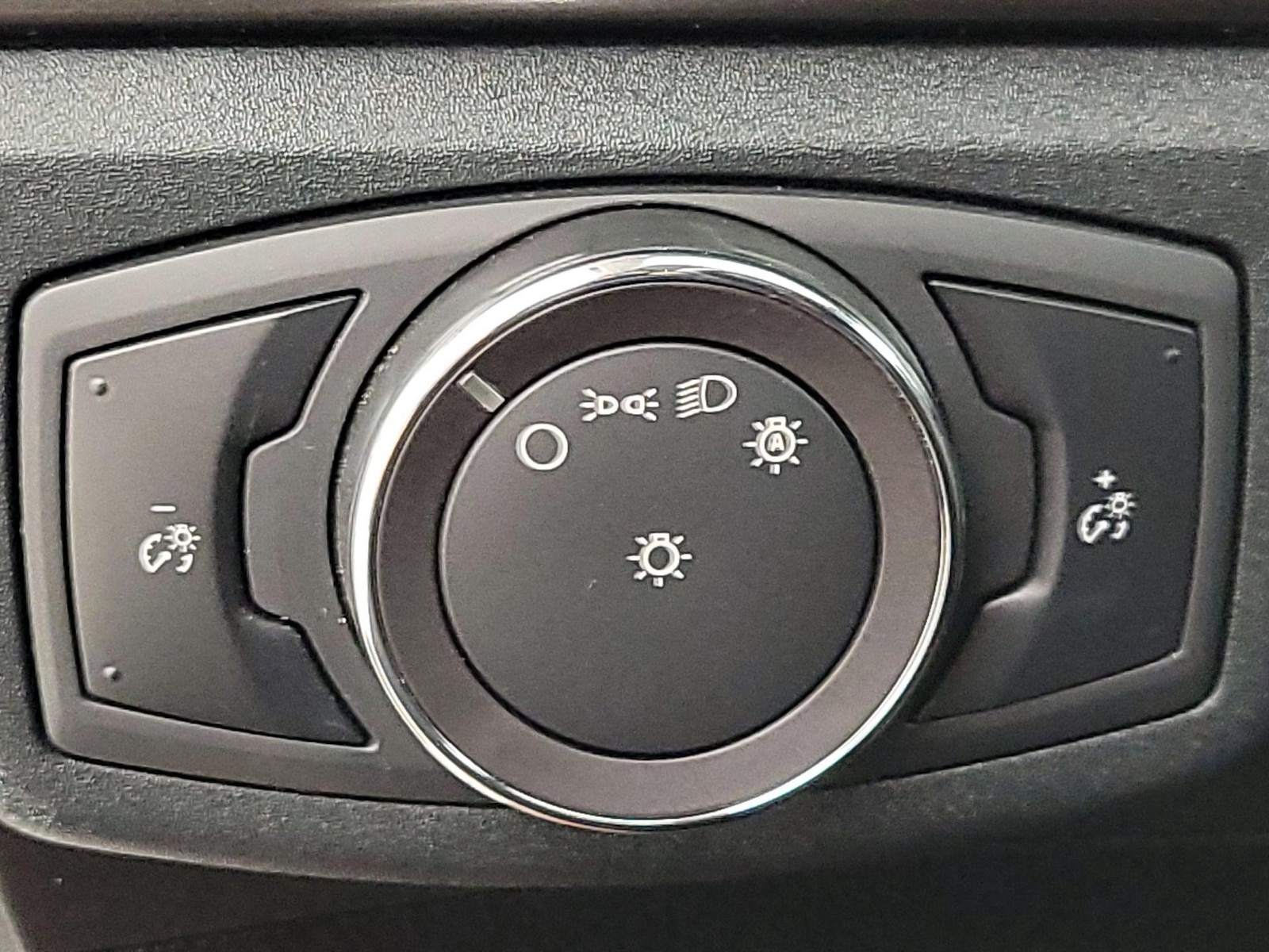 2019 Ford Fusion SE - Photo 14