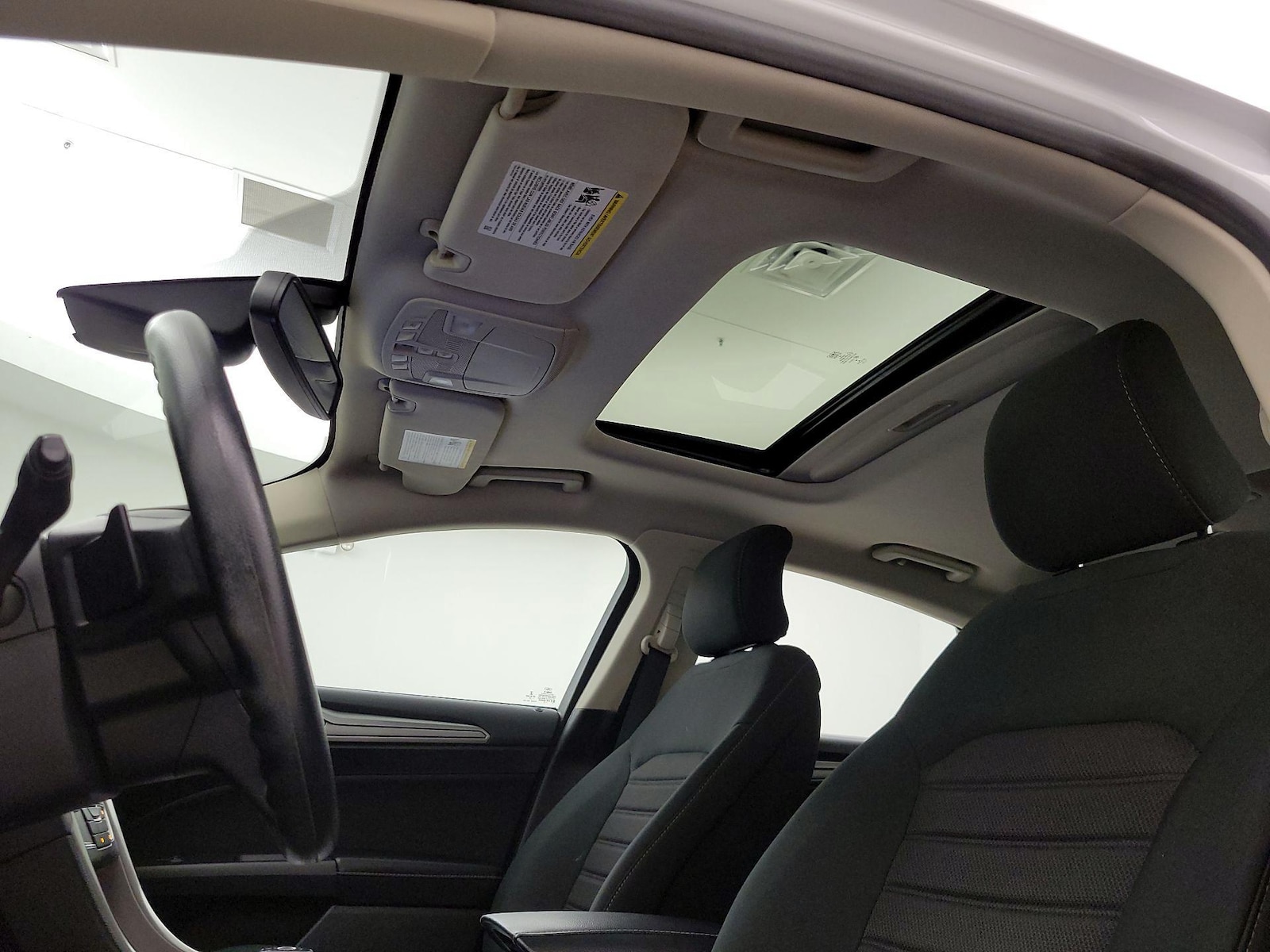 2019 Ford Fusion SE - Photo 21