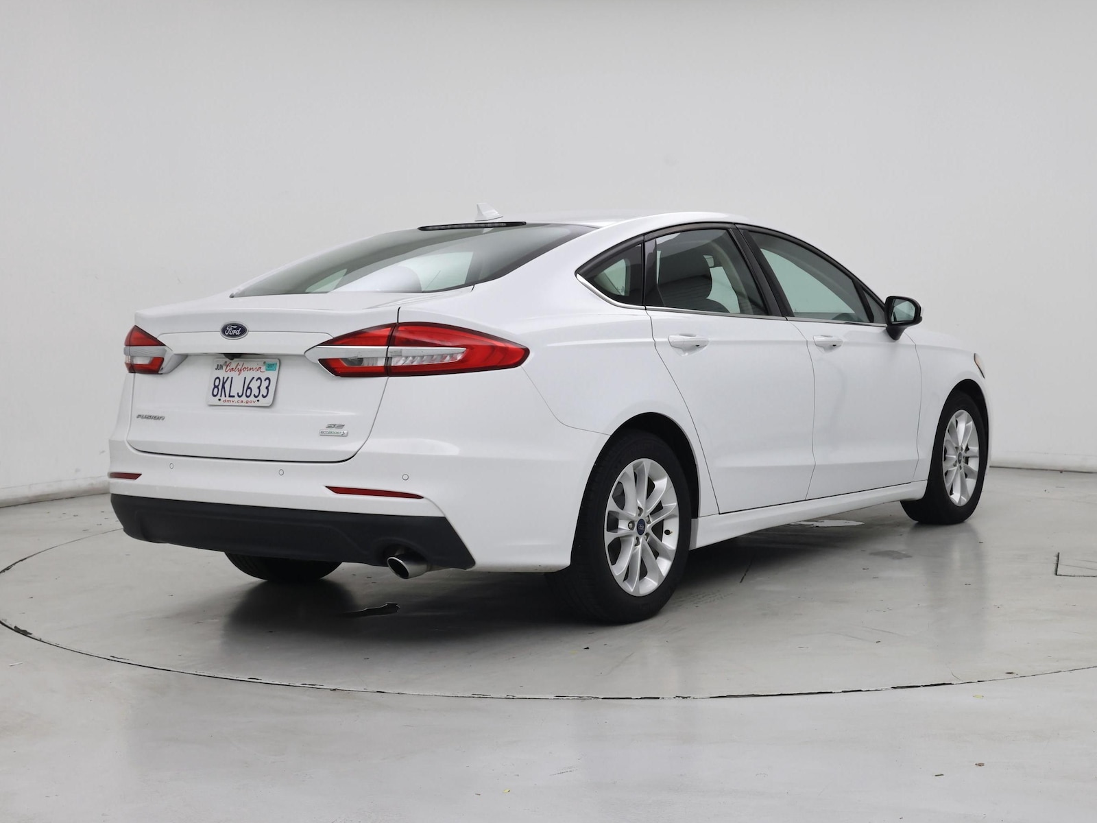 2019 Ford Fusion SE - Photo 9