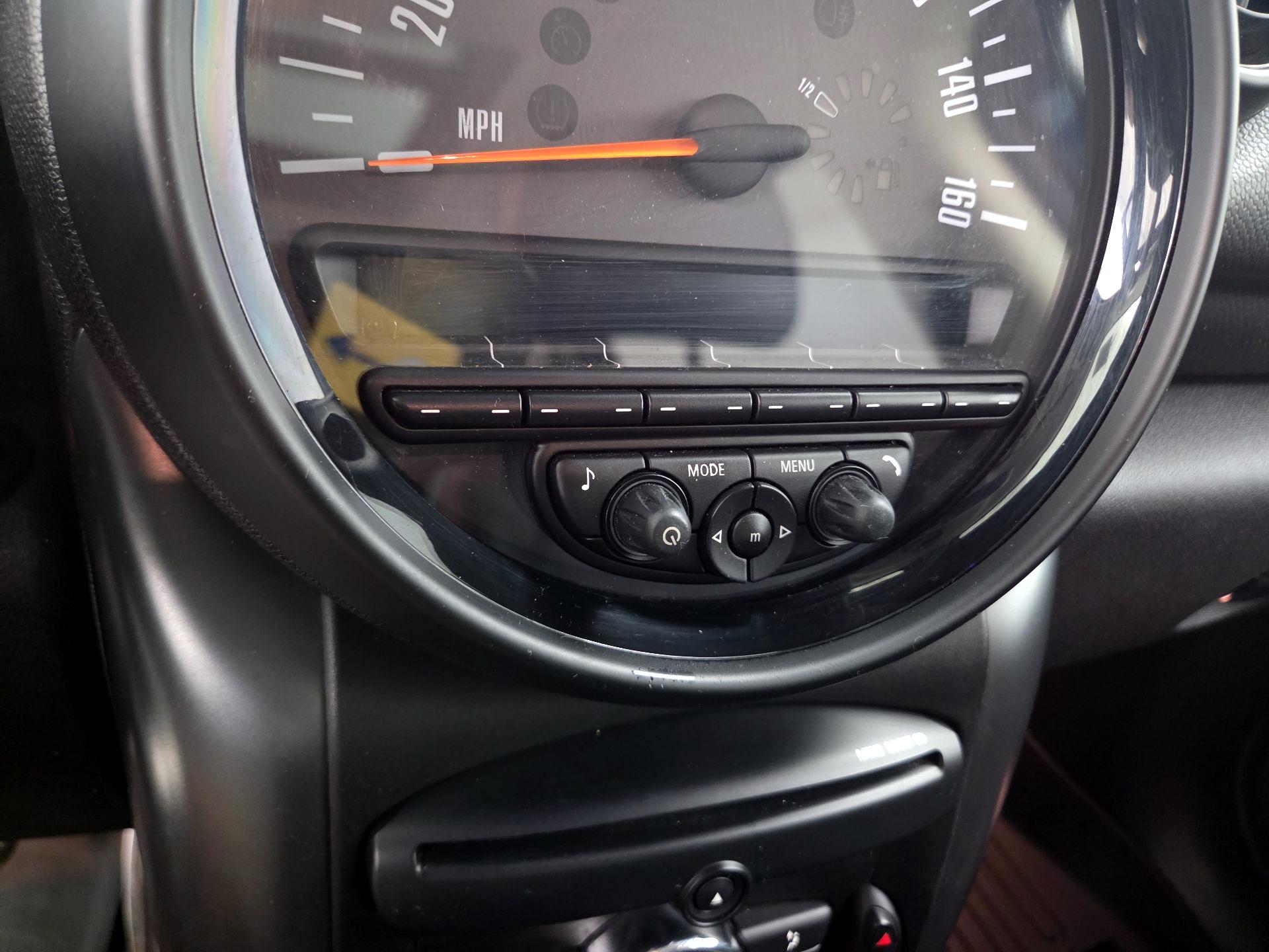 Thumbnail: 2016 MINI Cooper Countryman - 13