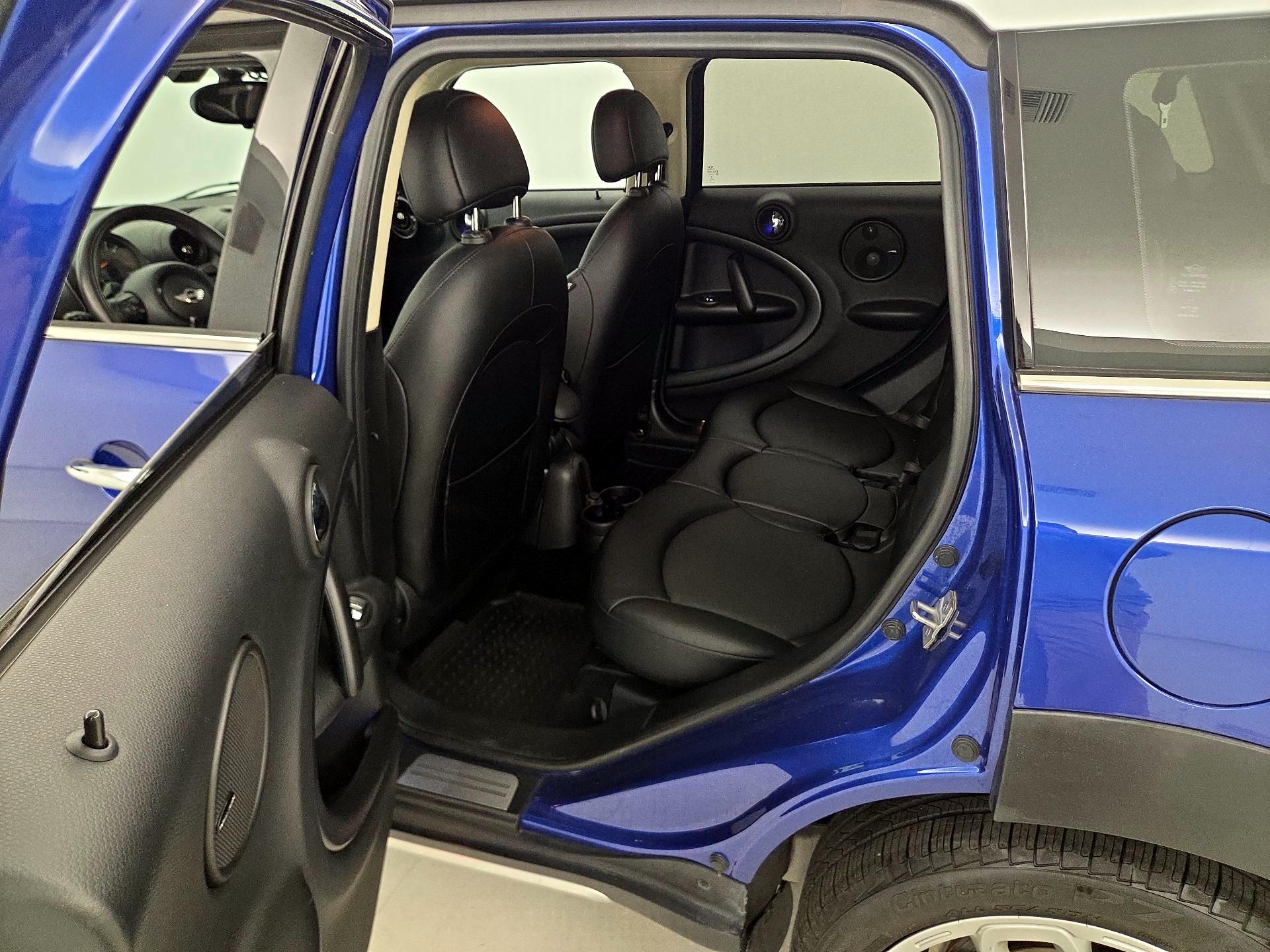 Thumbnail: 2016 MINI Cooper Countryman - 16