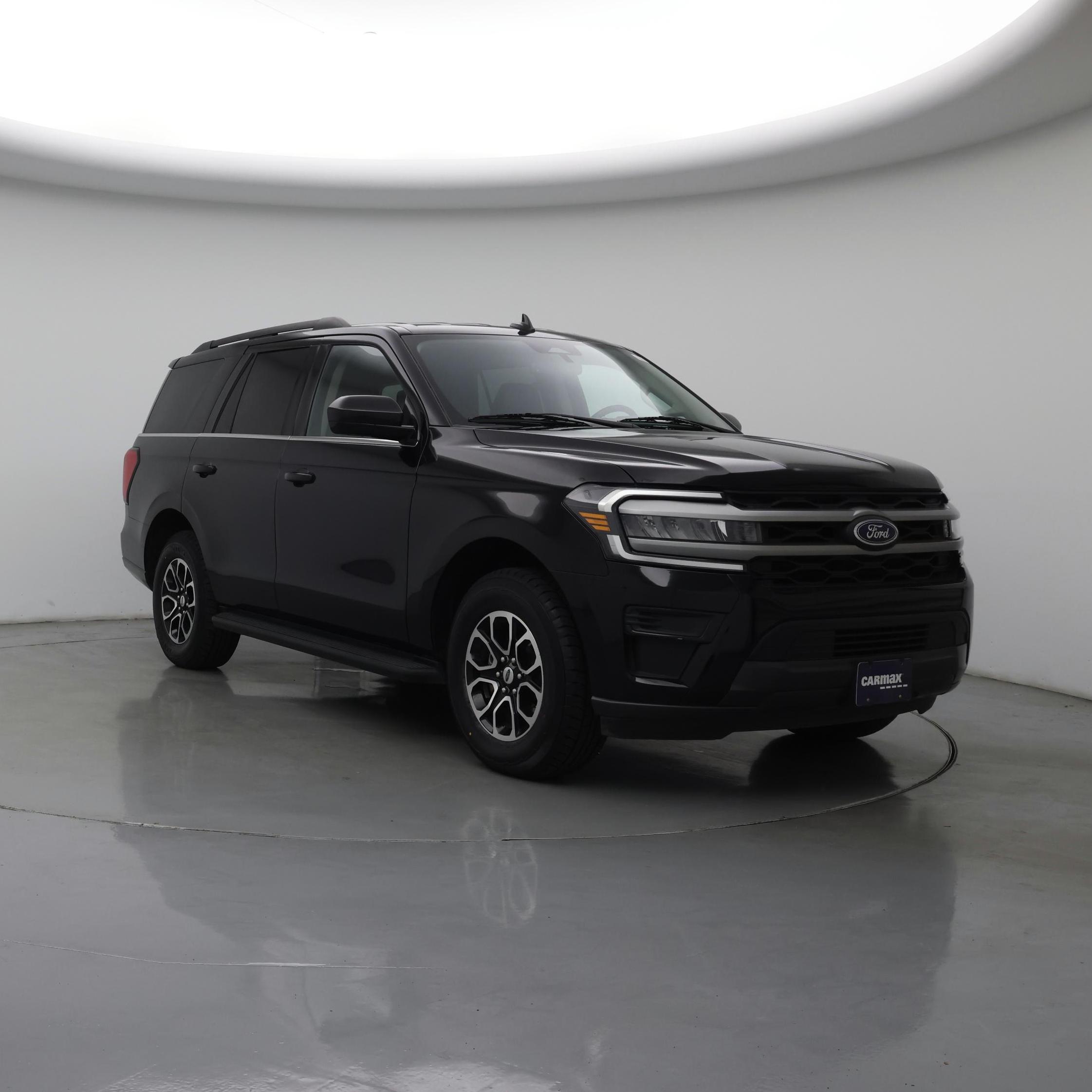  2024 Ford Expedition XLT 4WD   