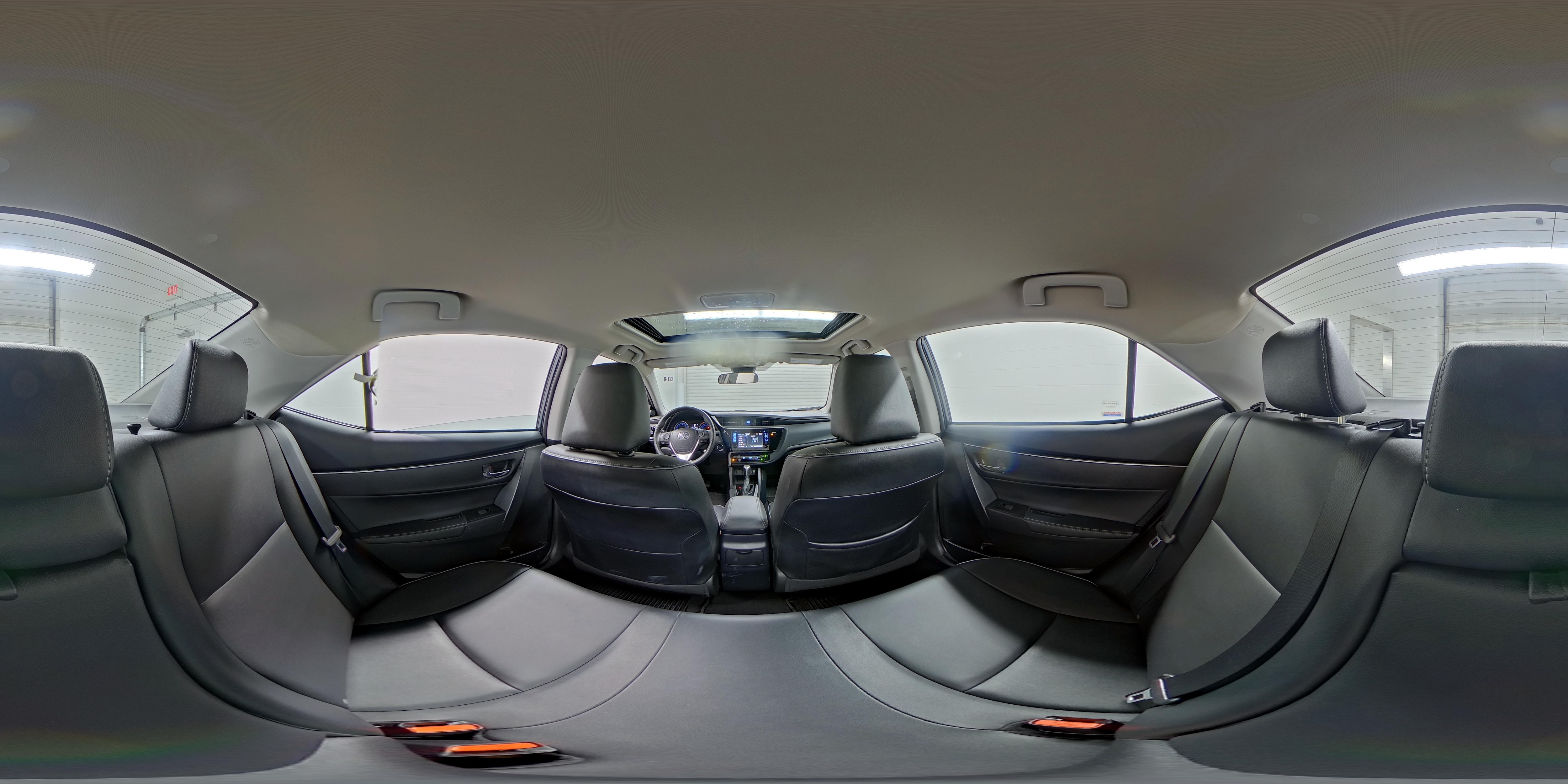 2017 Toyota Corolla XLE - Photo 26