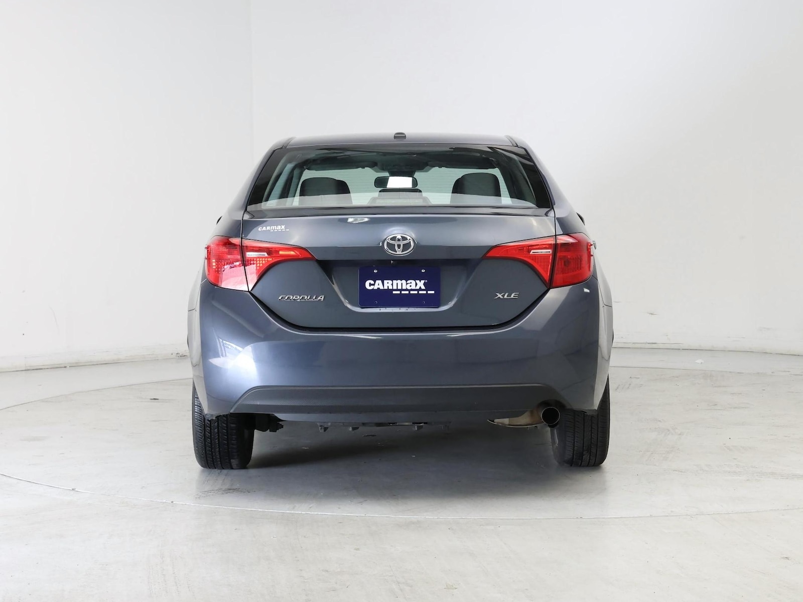 2017 Toyota Corolla XLE - Photo 7