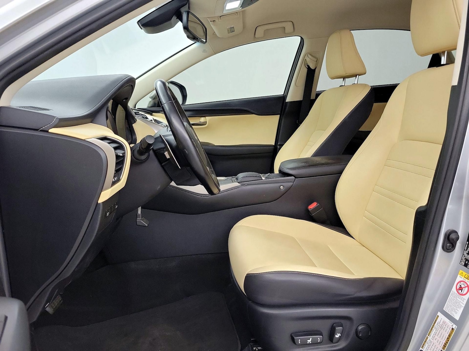Power Seat(s) & Side Airbags