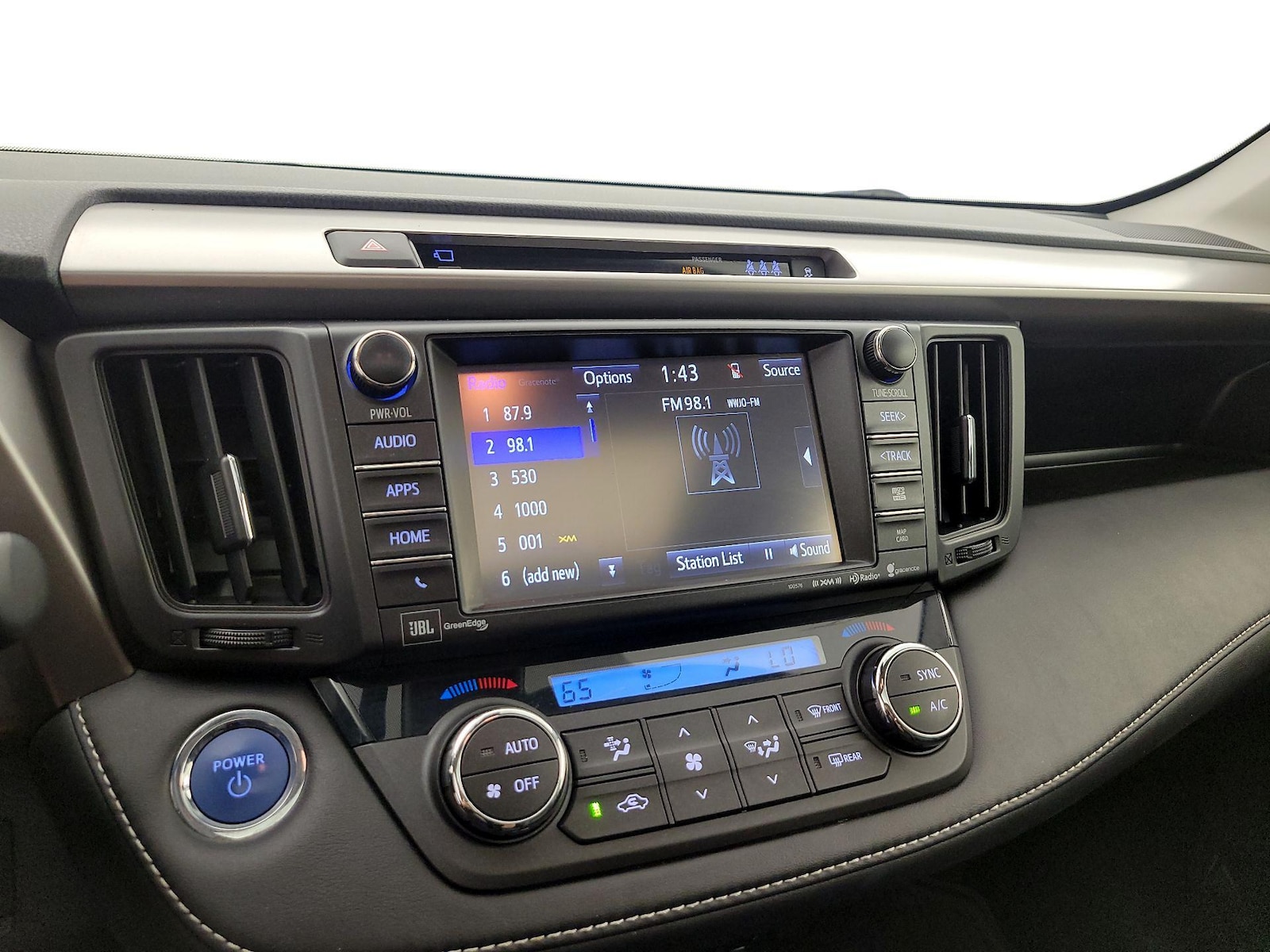 2017 Toyota RAV4 Limited - Photo 16