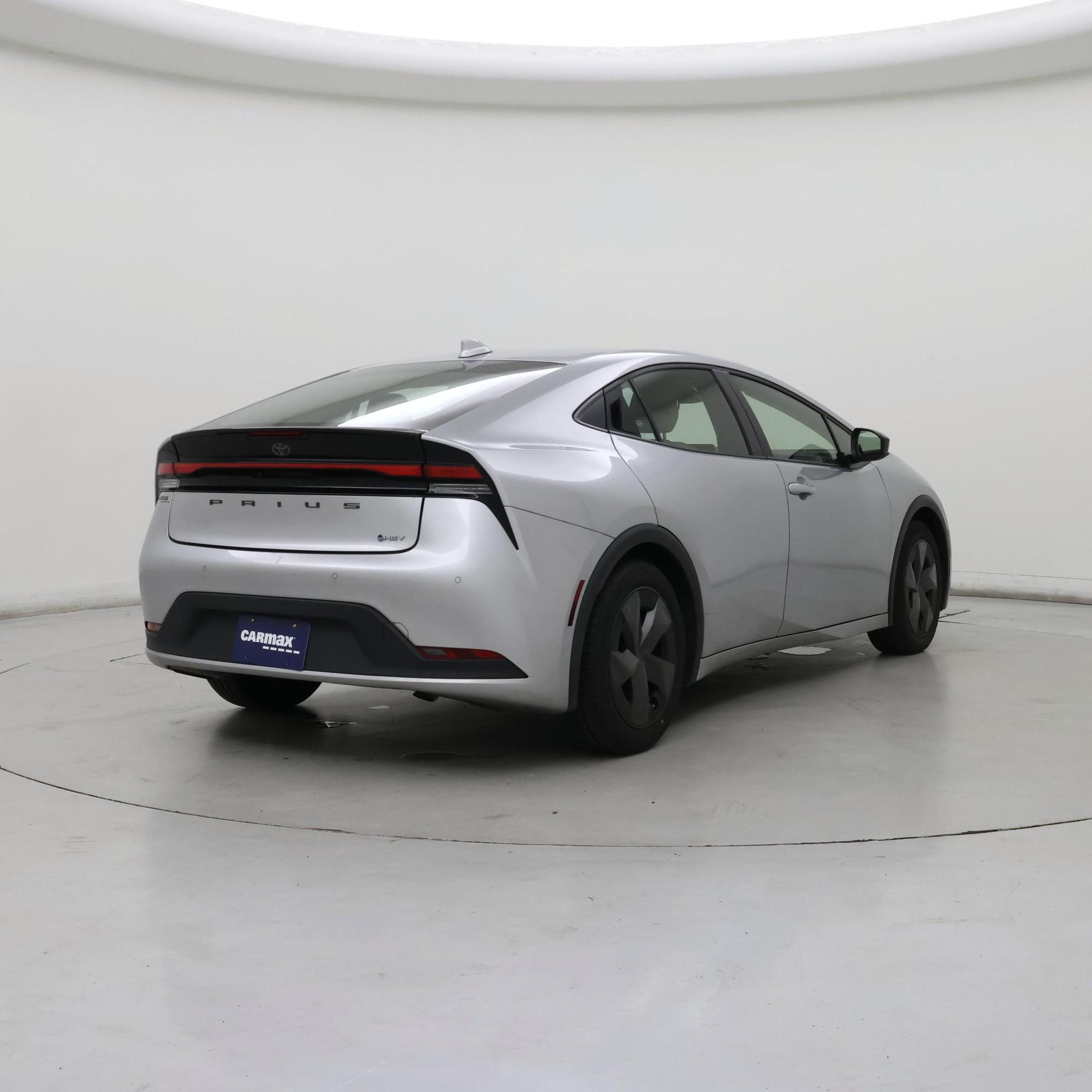 Thumbnail: 2023 Toyota Prius - 8