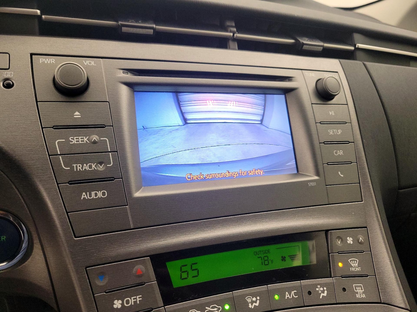 2015 Toyota Prius Two - Photo 15