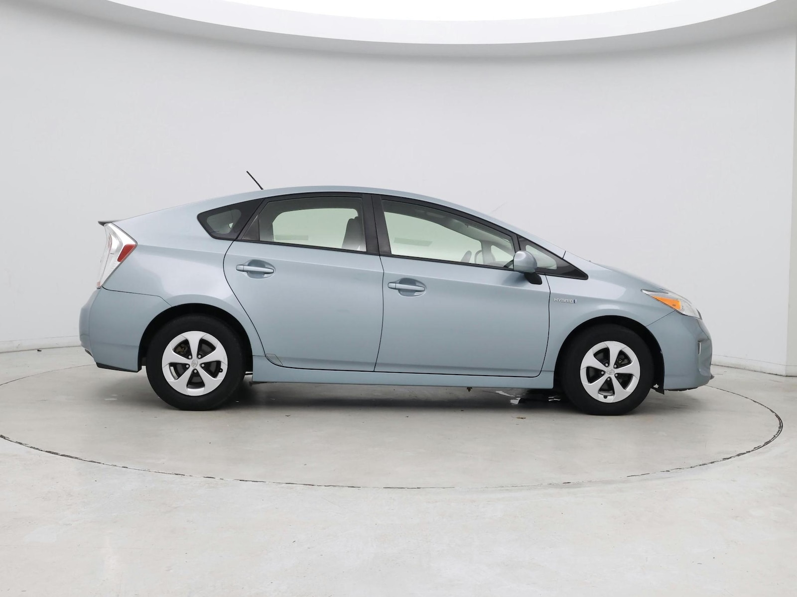 2015 Toyota Prius Two - Photo 8