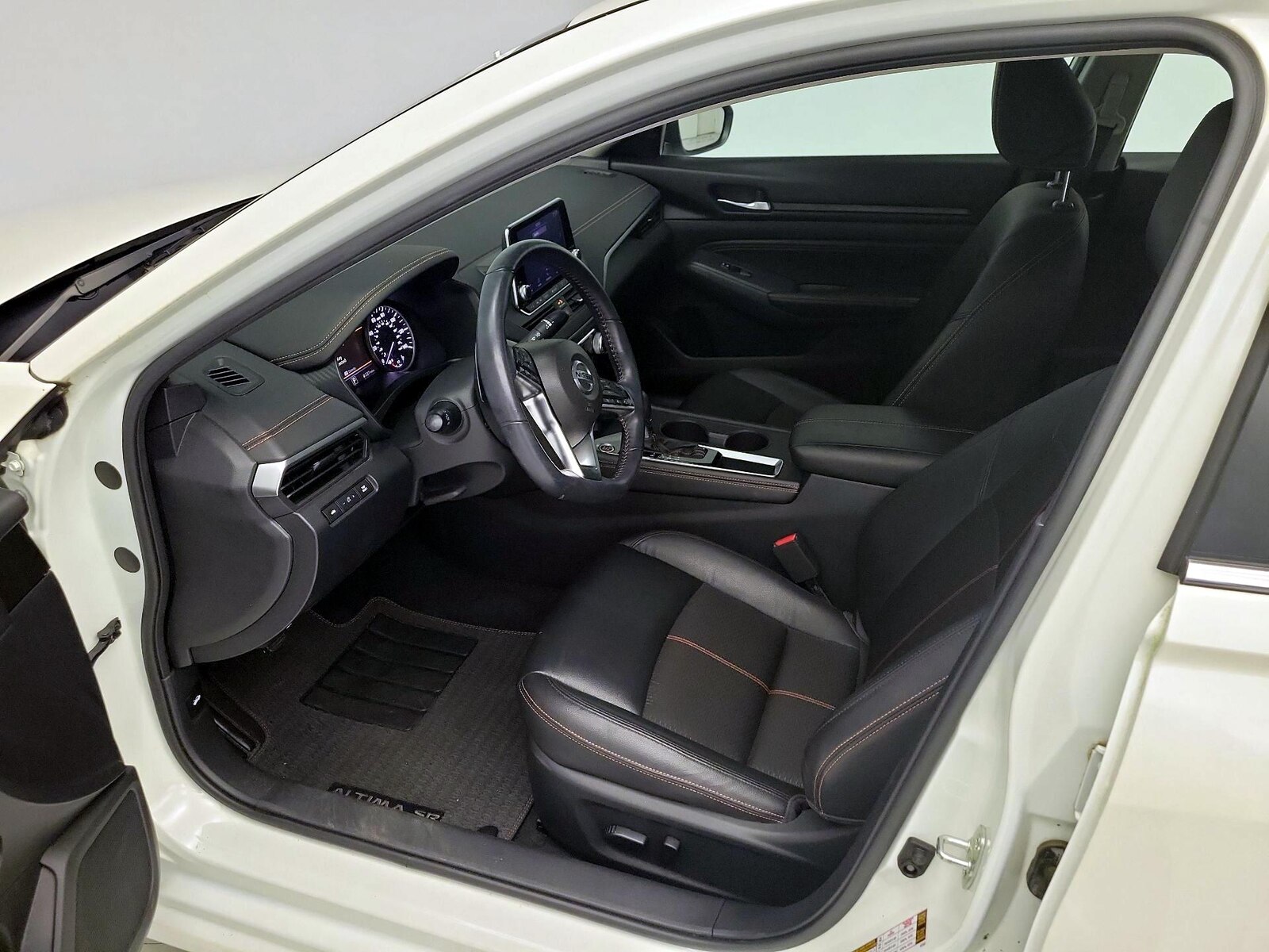 Power Seat(s) & Side Airbags