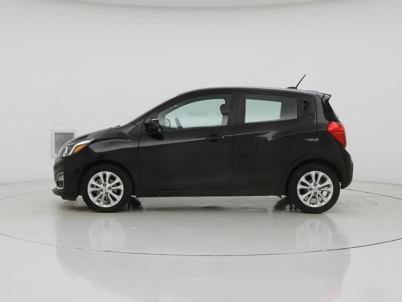 2020 Chevrolet Spark 1LT - Photo 4