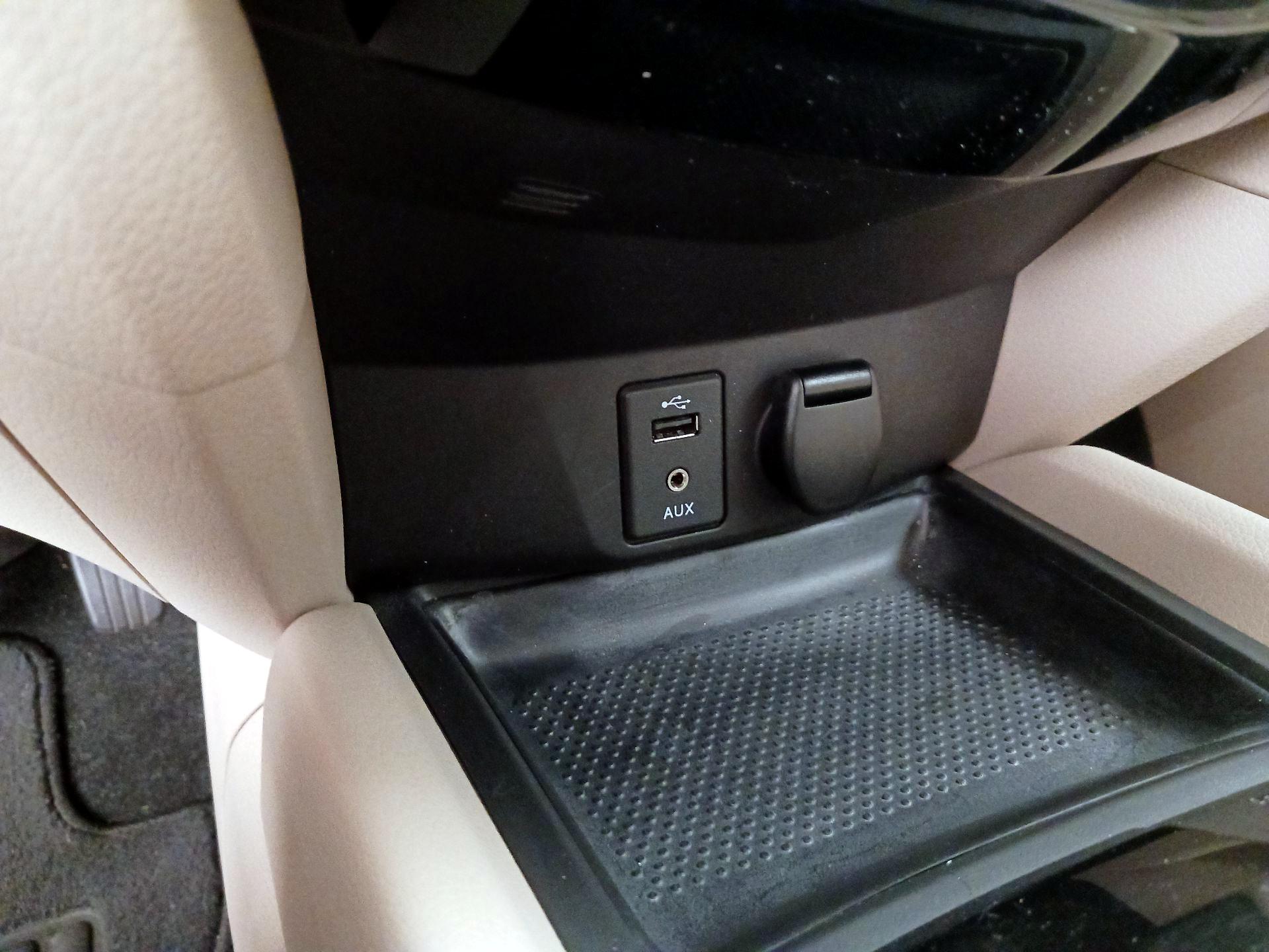 Thumbnail: 2016 Nissan Rogue - 19