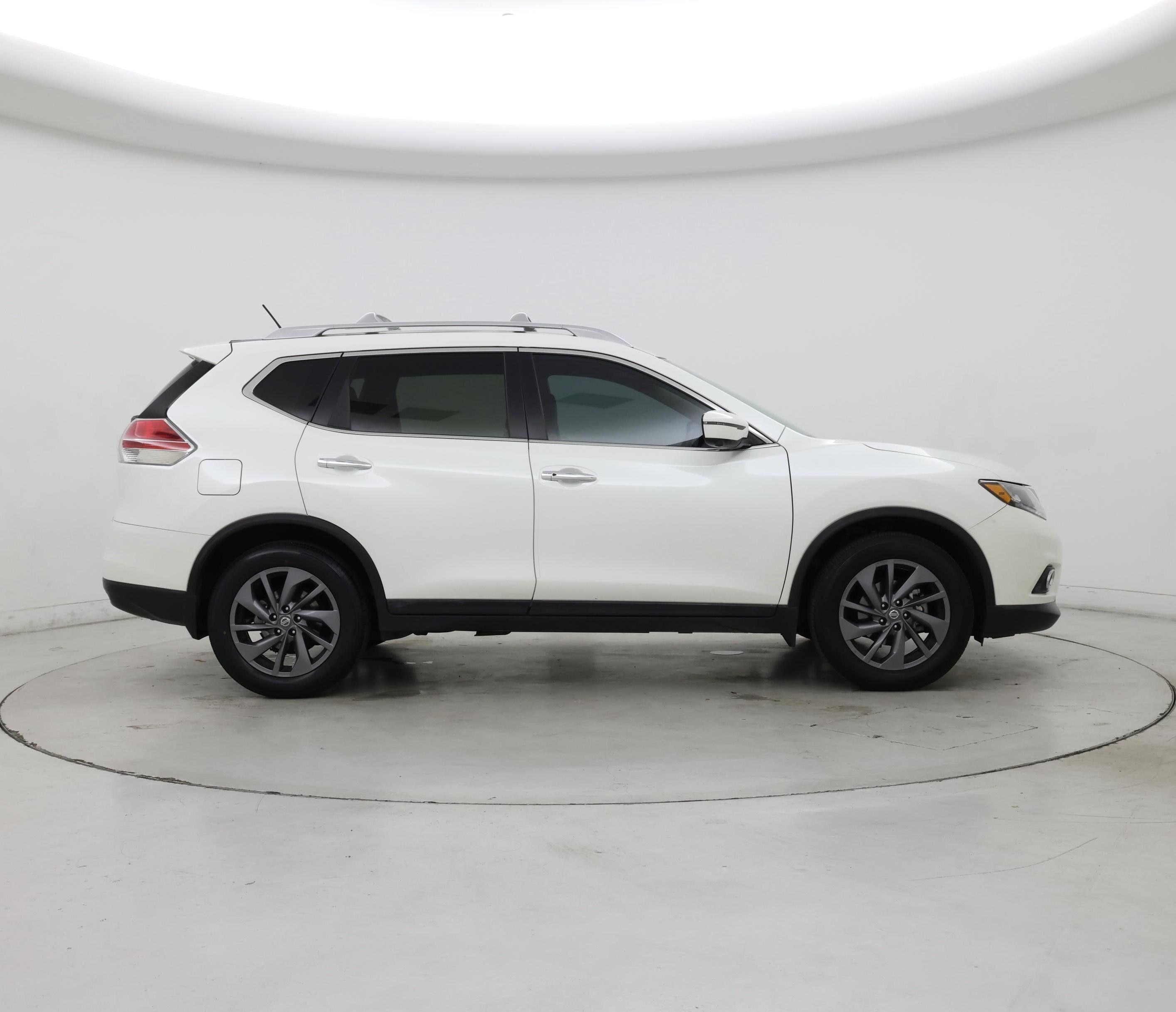 Thumbnail: 2016 Nissan Rogue - 7