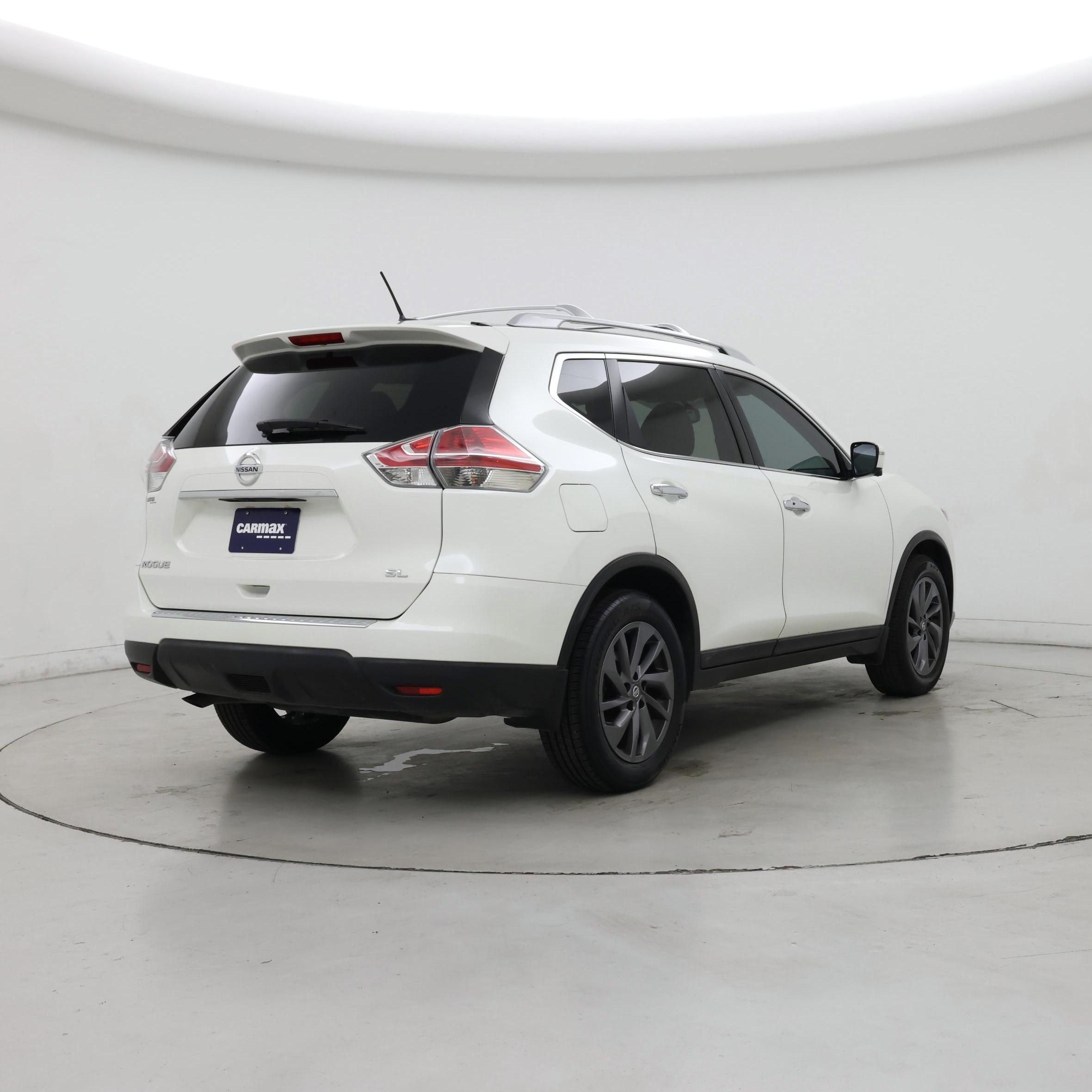 Thumbnail: 2016 Nissan Rogue - 8