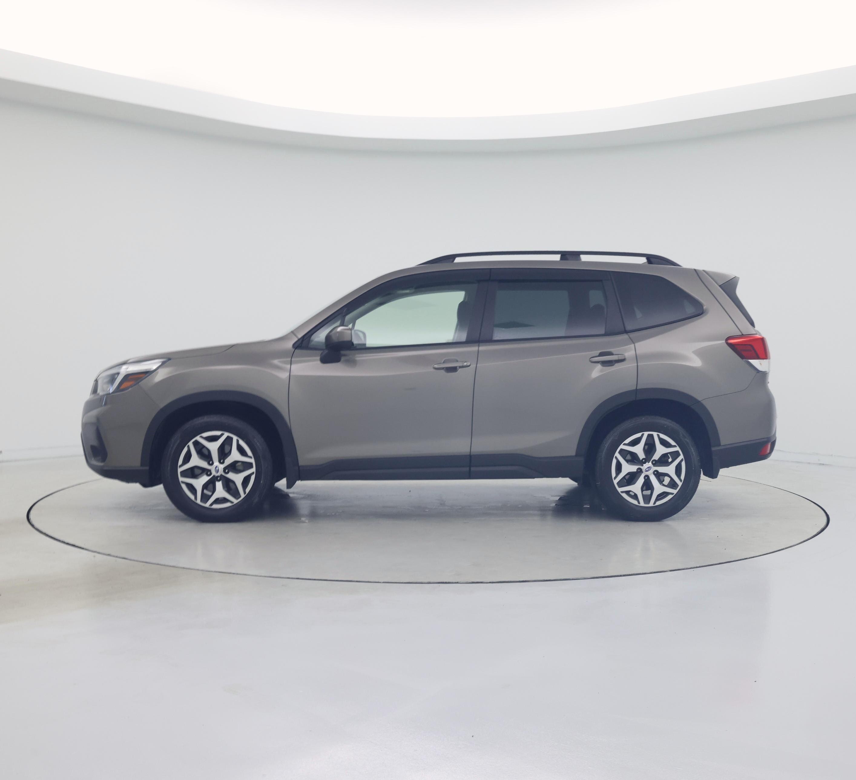 Thumbnail: 2021 Subaru Forester - 3