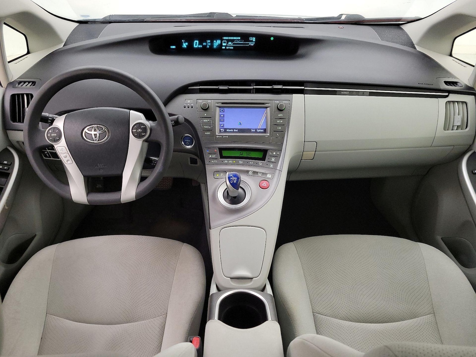 2014 Toyota Prius Three - Photo 10