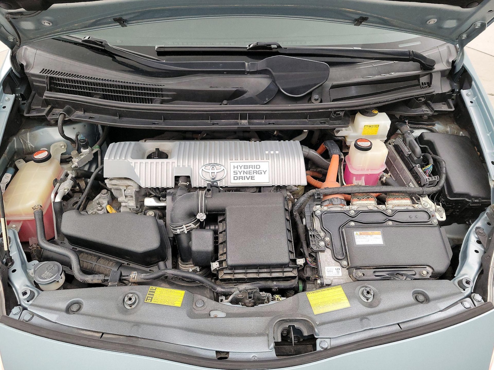 2014 Toyota Prius Three - Photo 24