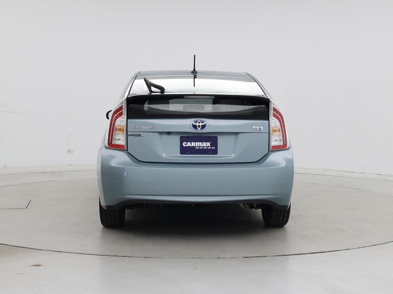 2014 Toyota Prius Three - Photo 7