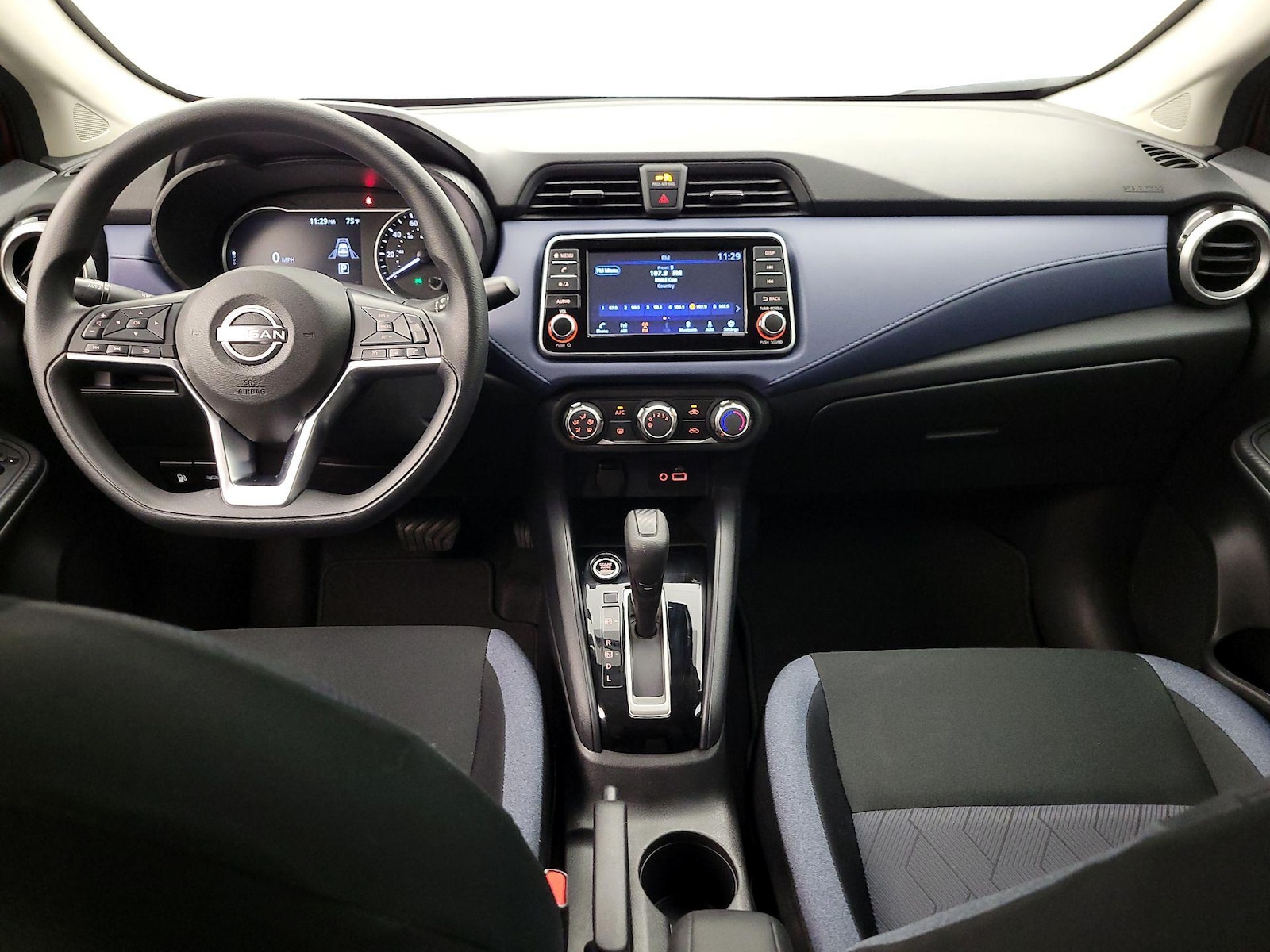 2024 Nissan Versa Sedan SV - Photo 10