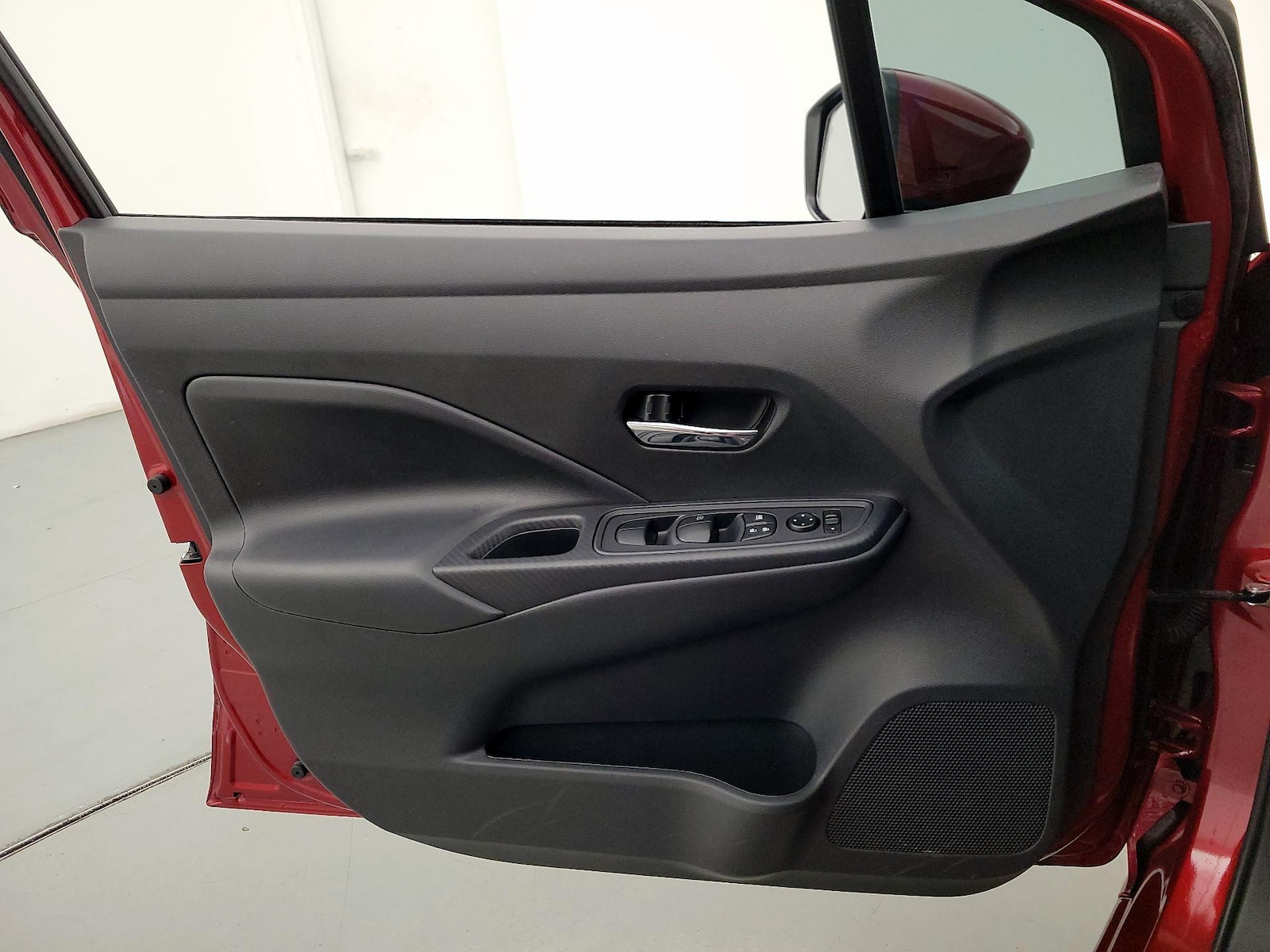 2024 Nissan Versa Sedan SV - Photo 13