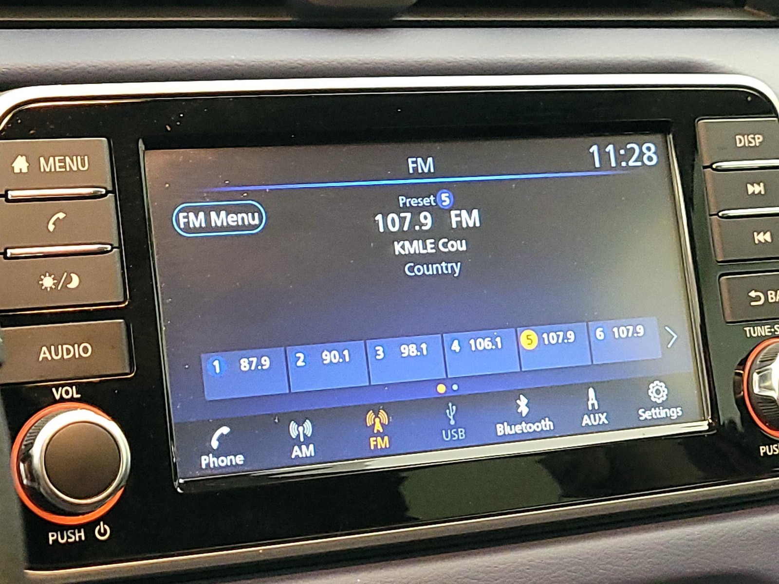 2024 Nissan Versa Sedan SV - Photo 15