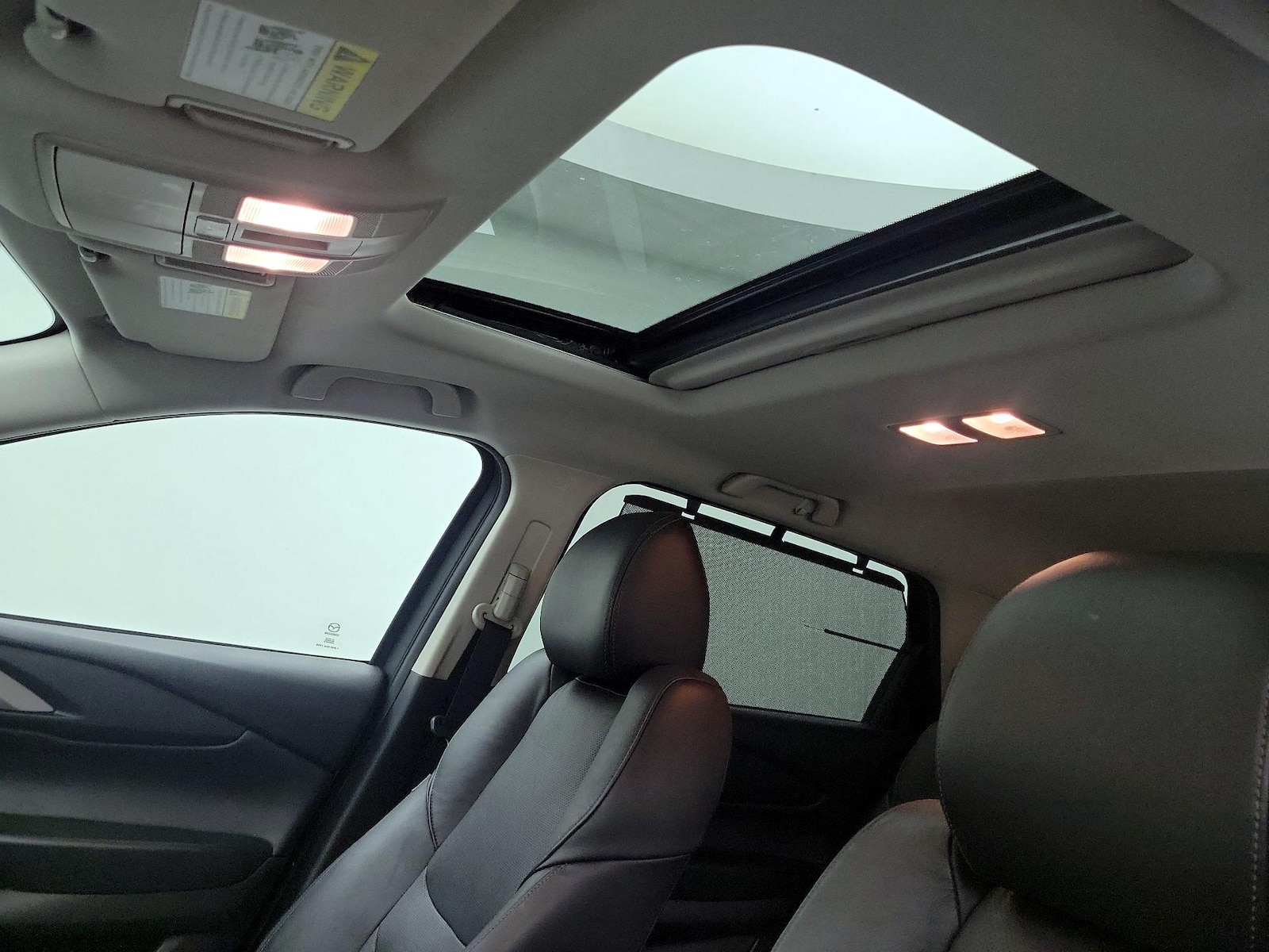 Sunroof(s) & Overhead Airbags