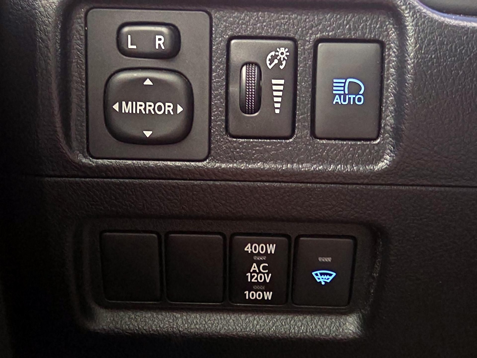 2022 Toyota 4Runner SR5 Premium - Photo 14