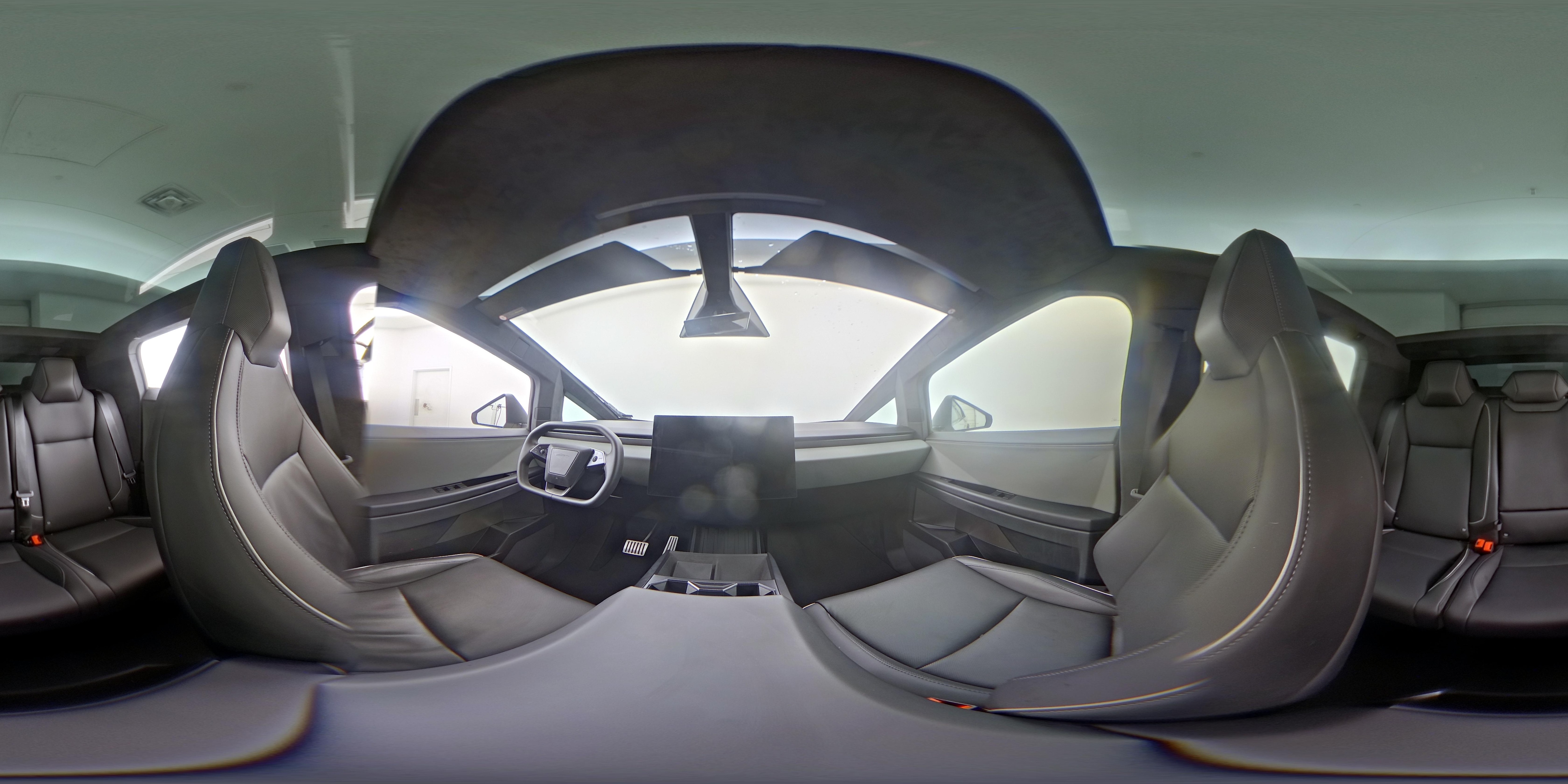 2024 Tesla Cybertruck Base - Photo 23
